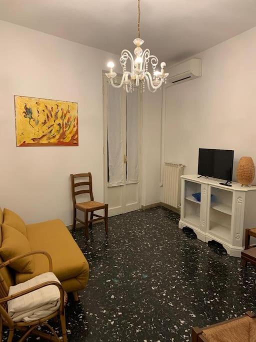 Apartment Elisabet Near Center Of