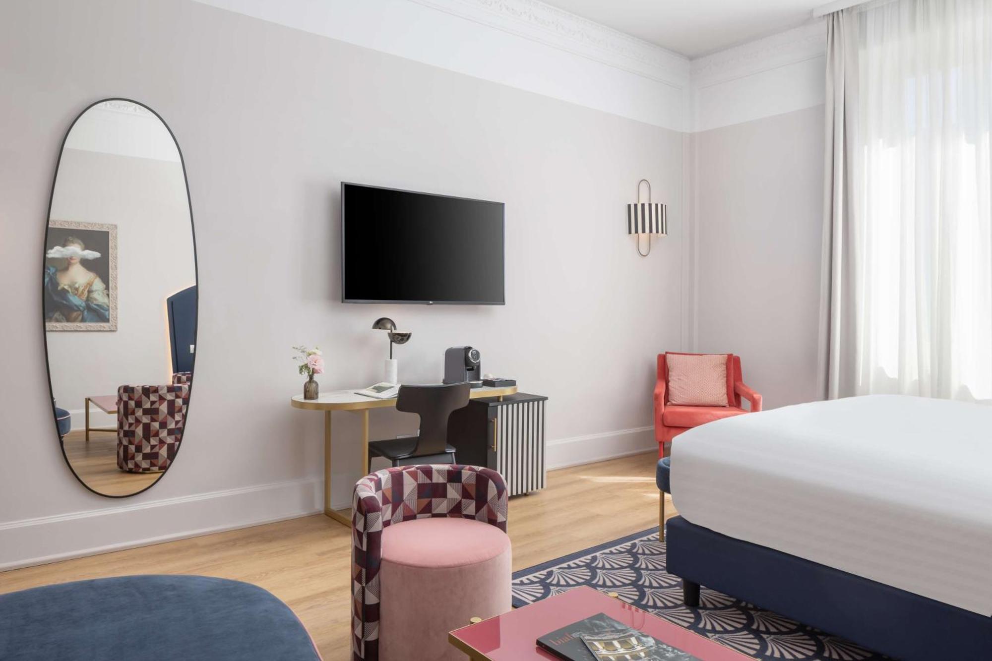 Anglo American Florence, Curio Collection By Hilton Hotel