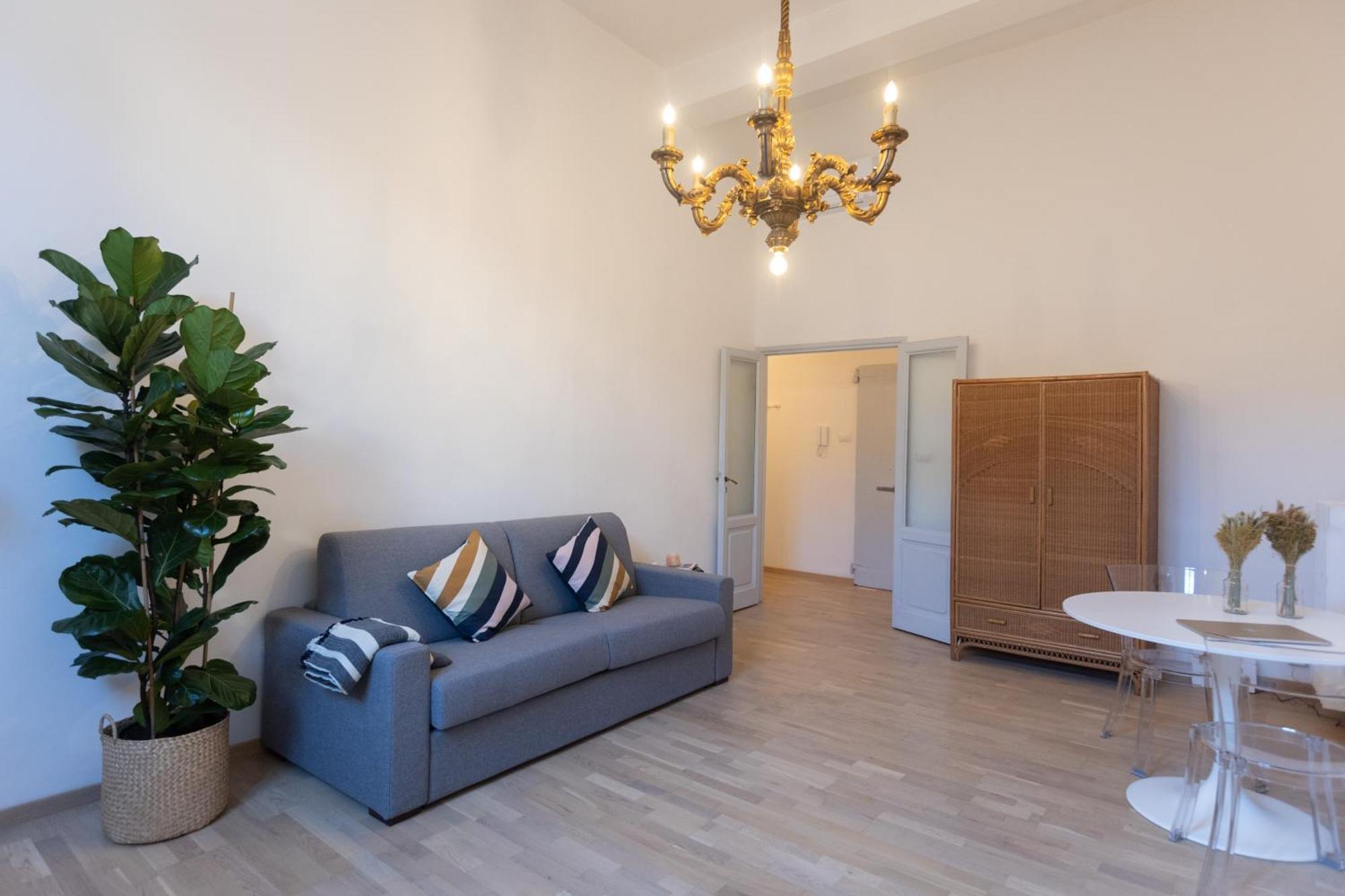 Apartment Palazzo Fioravanti In Centro A *