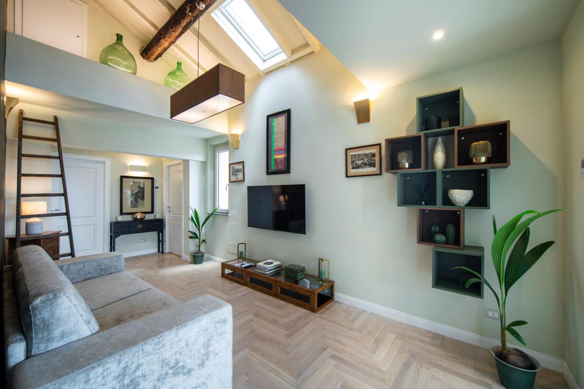 Apartment Penthouse With Terrace Over *