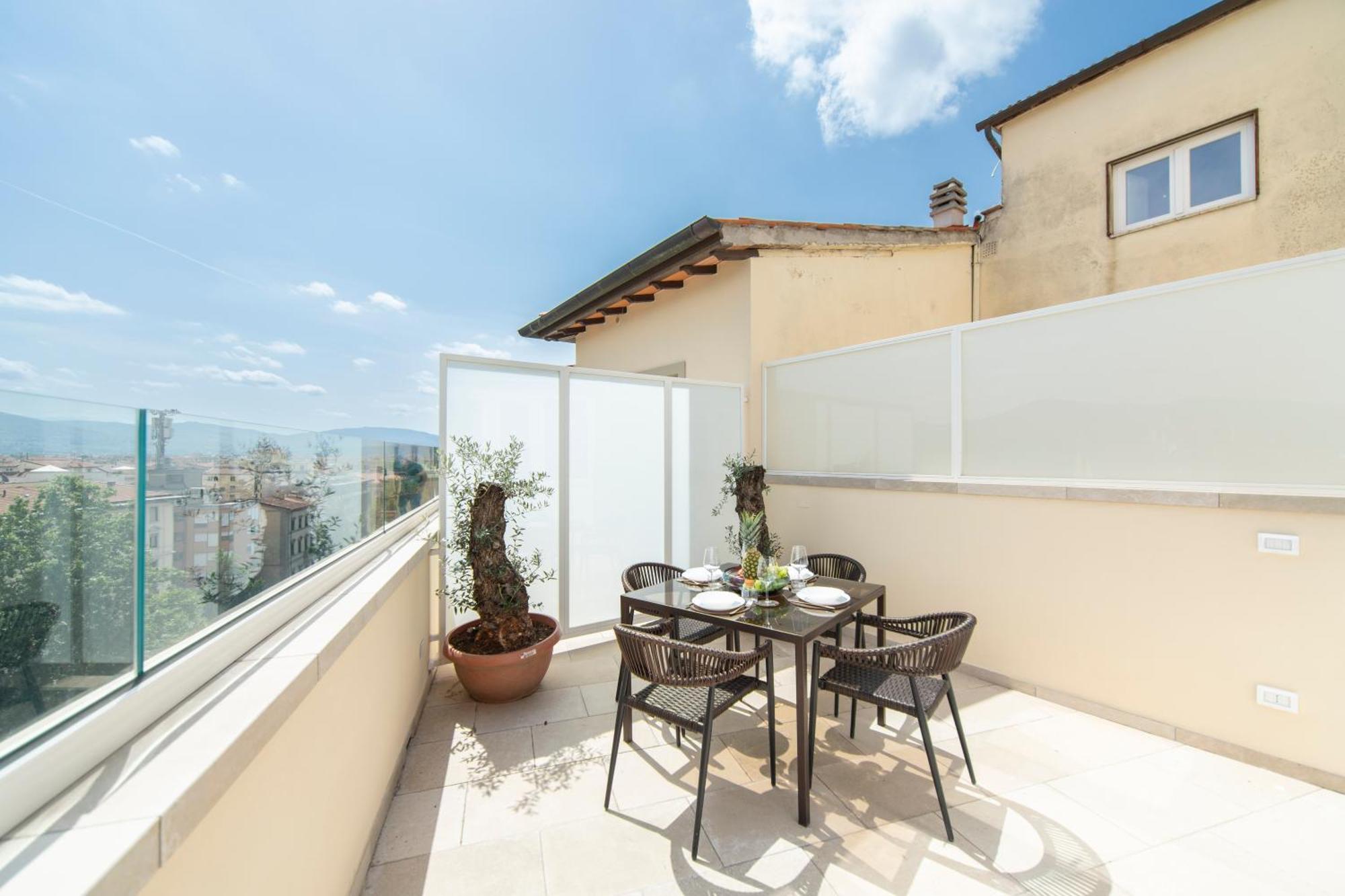 Apartment Penthouse With Terrace Over