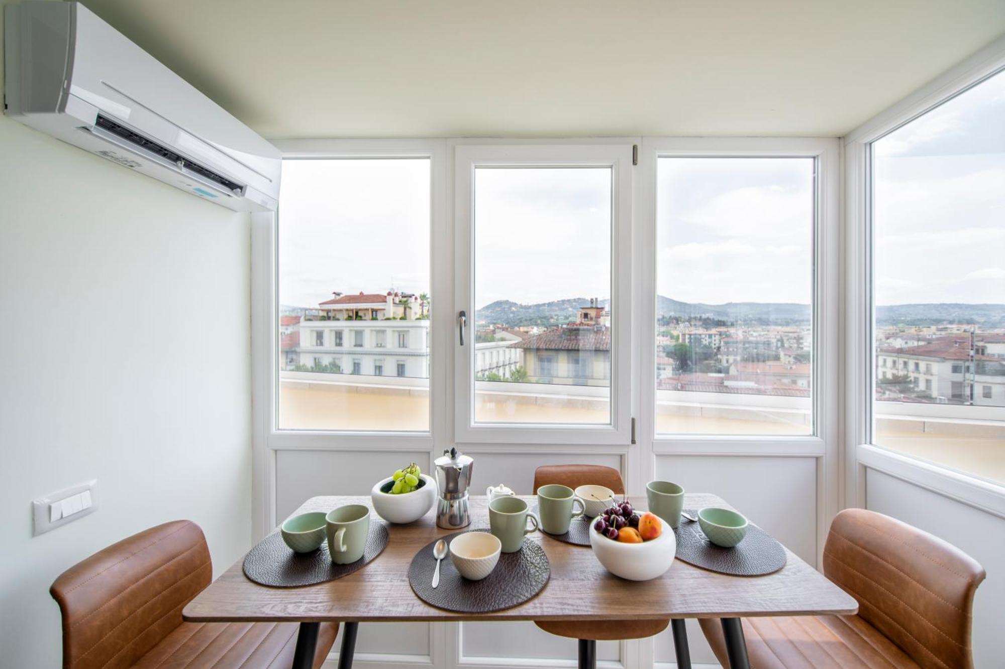 Apartment Penthouse With Terrace Over *