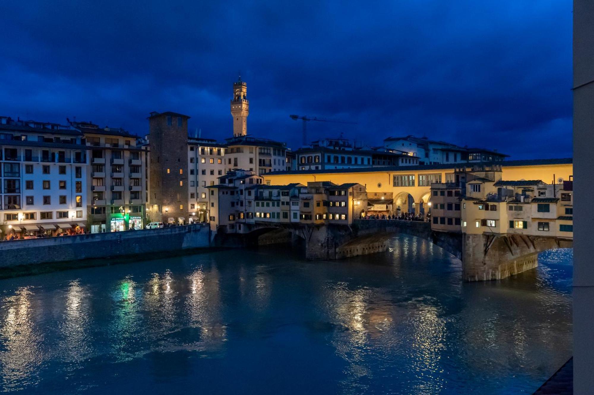 Appartamento Ponte Vecchio Vista -floating On The Arno- *