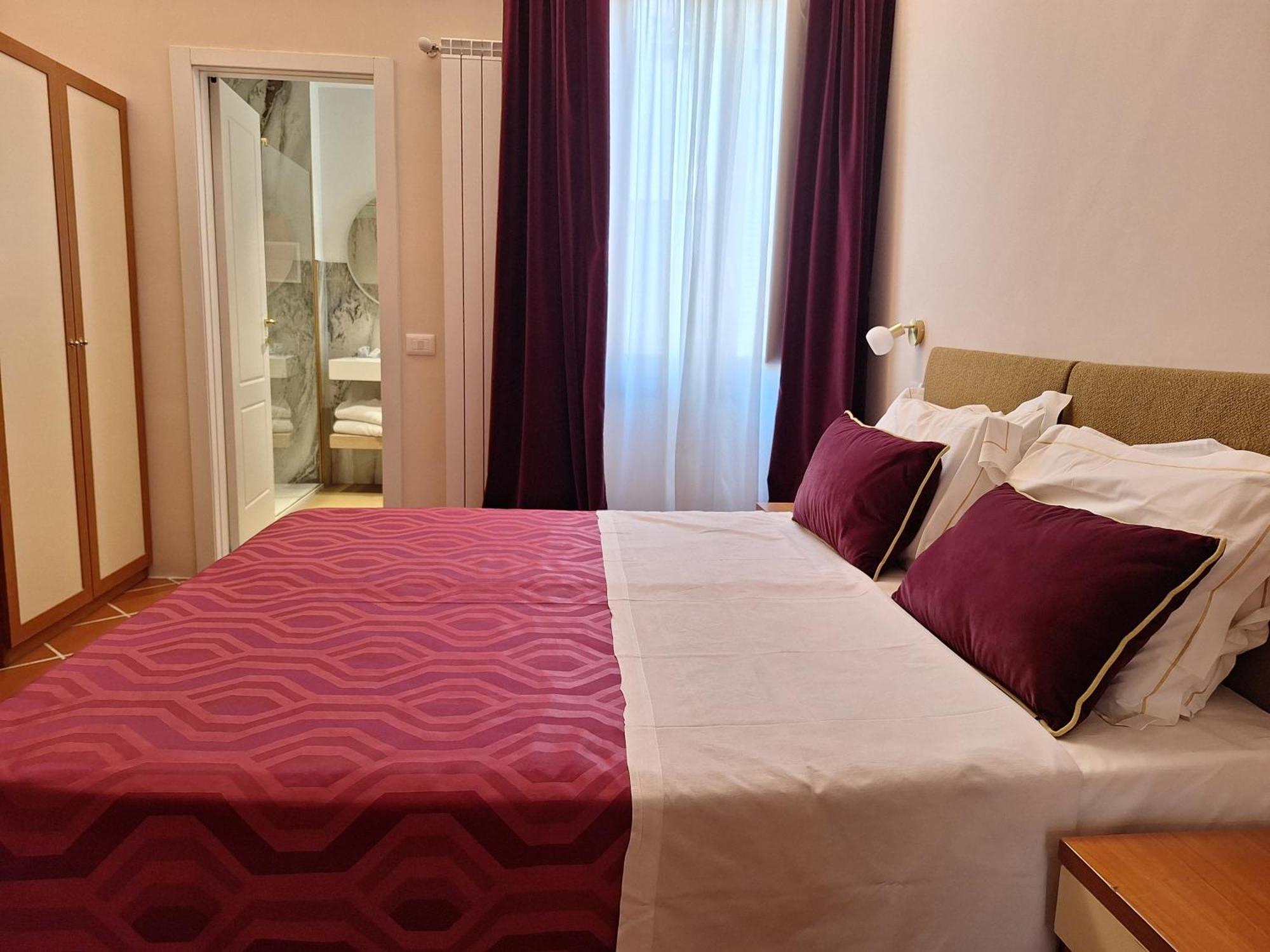 Hotel Maxim Axial