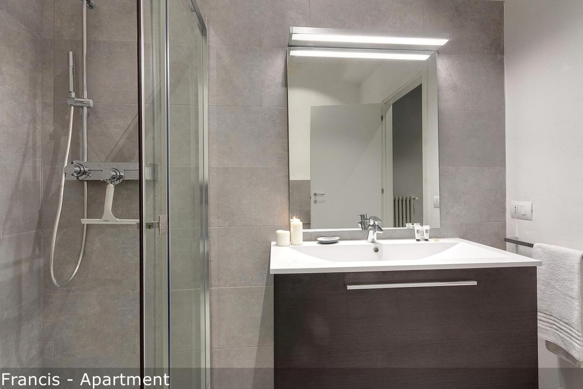 Apartment Jake & Francis By Mamo Florence