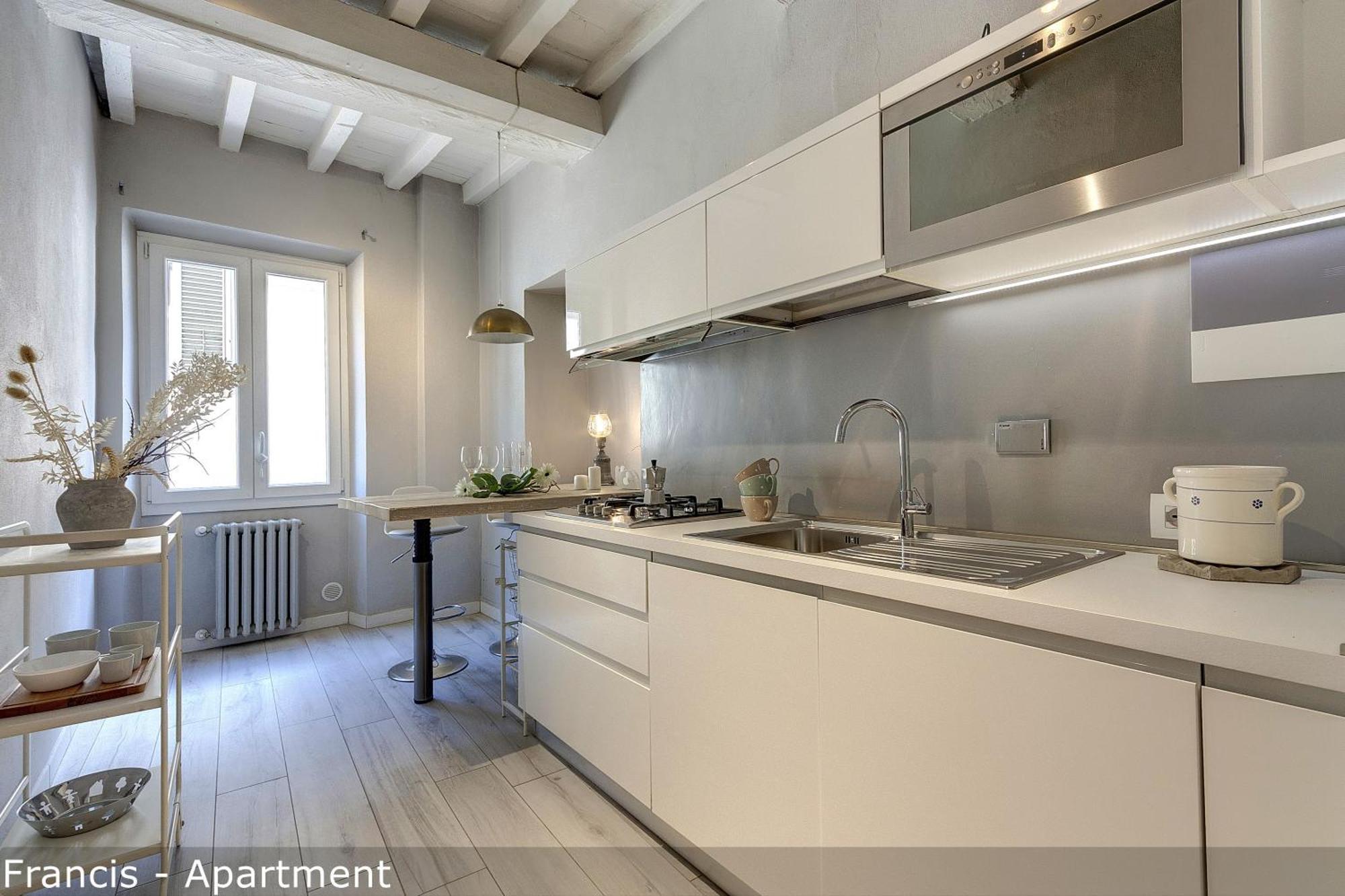 Apartment Jake & Francis By Mamo Florence