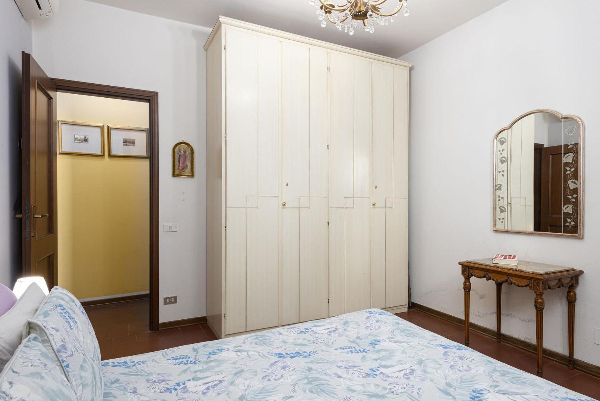 Signoria With Patio Apartment