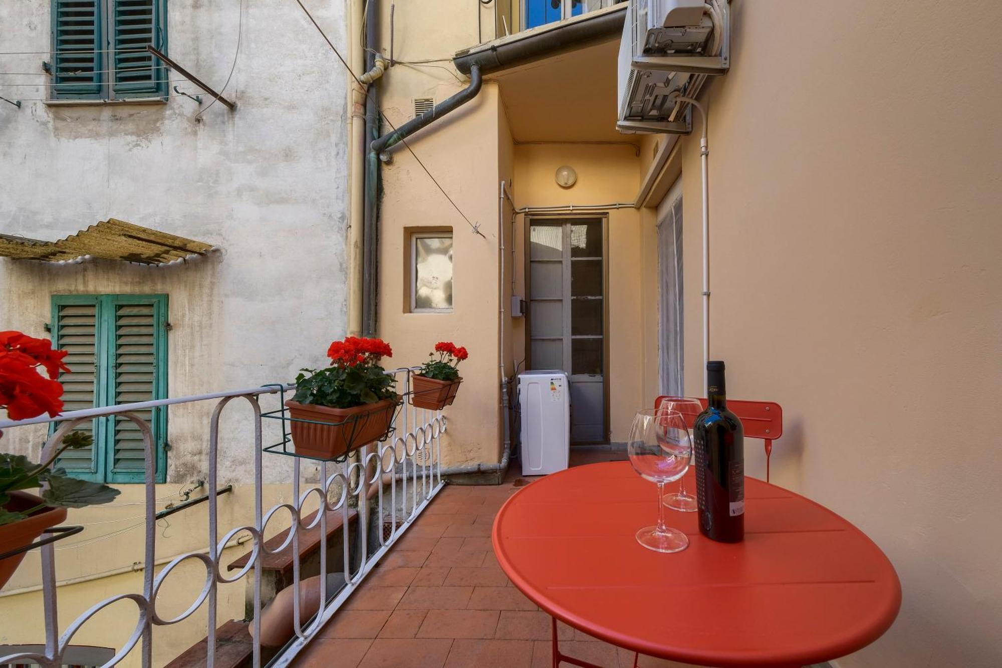 La Rondinella - Private Terrace Apartment Florence