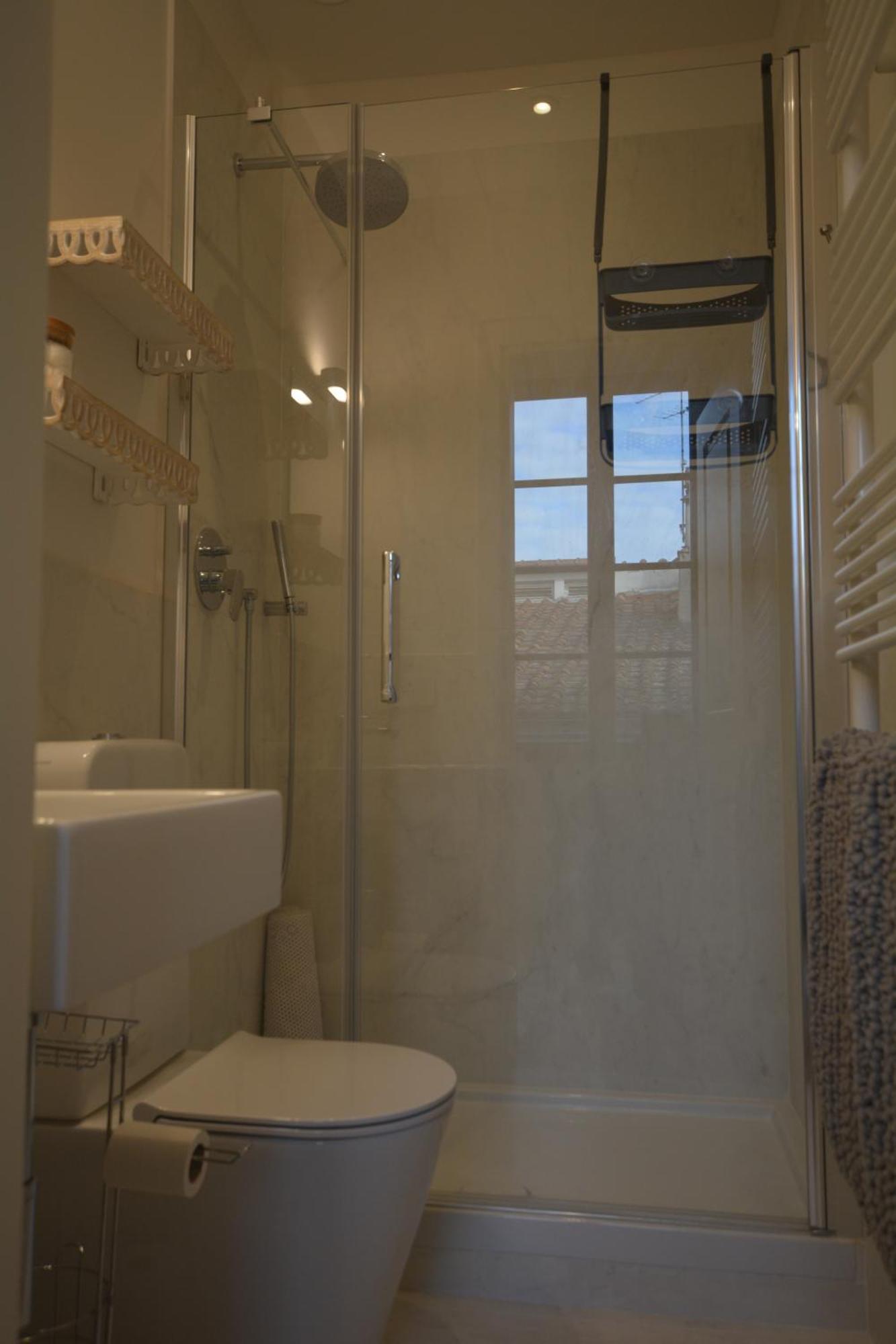 Servi Elegant With Terrace Florenz
