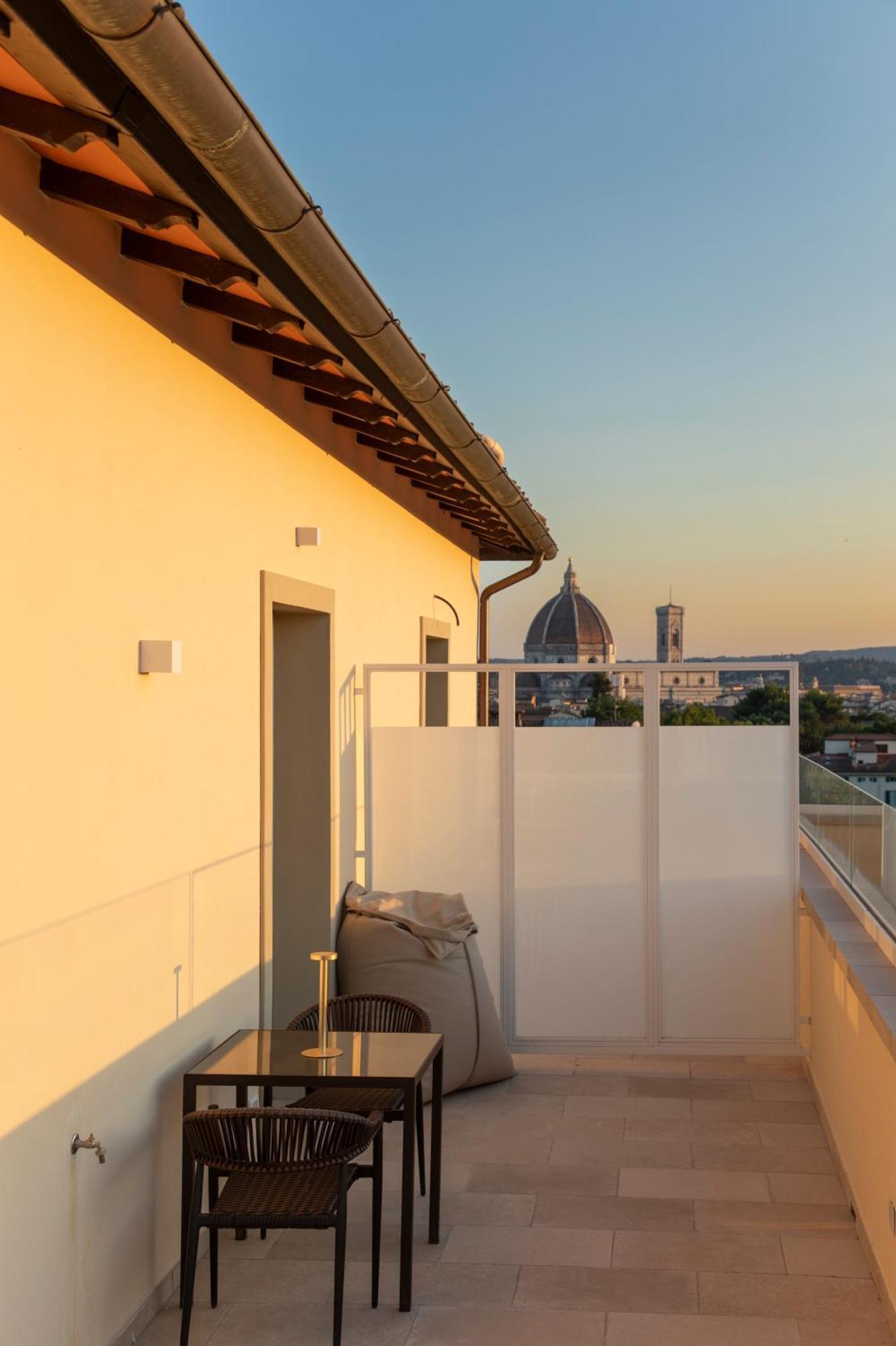 Apartment Penthouse With Terrace Over