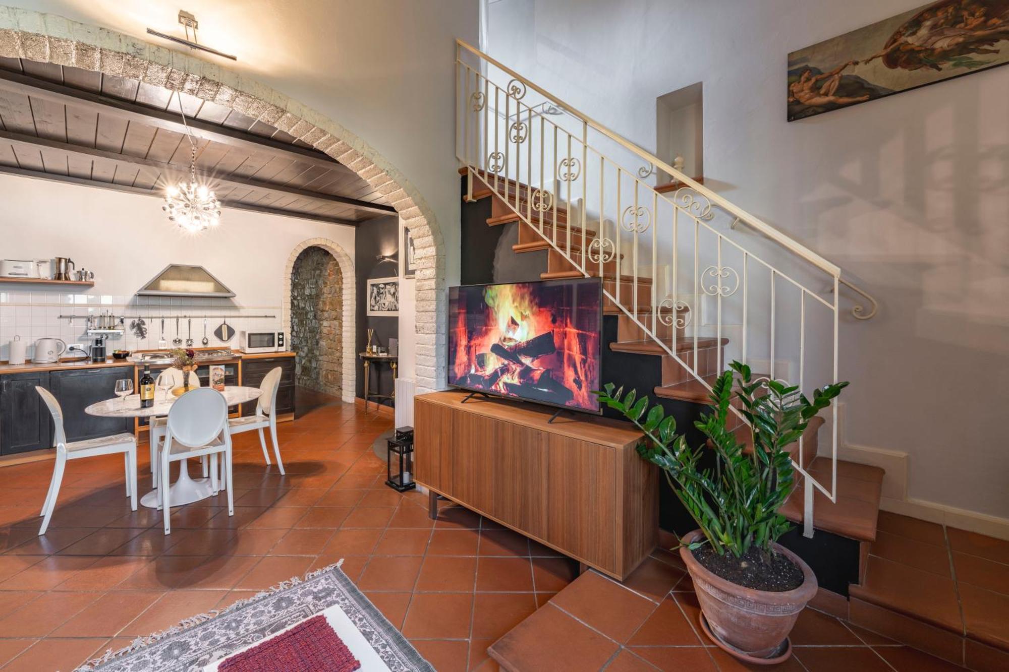 Elegant Penthouse In Santo Spirito Apartment Florenz