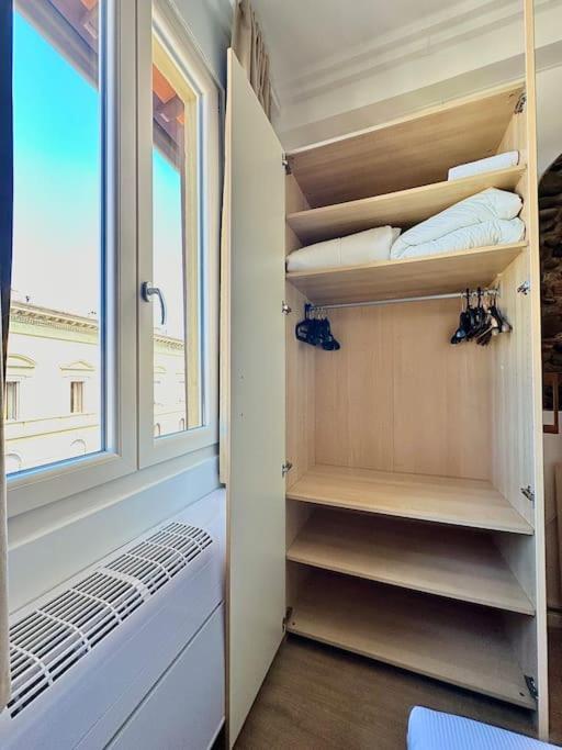 Warm Retreat In The Heart Of Cls Station Apartamento *