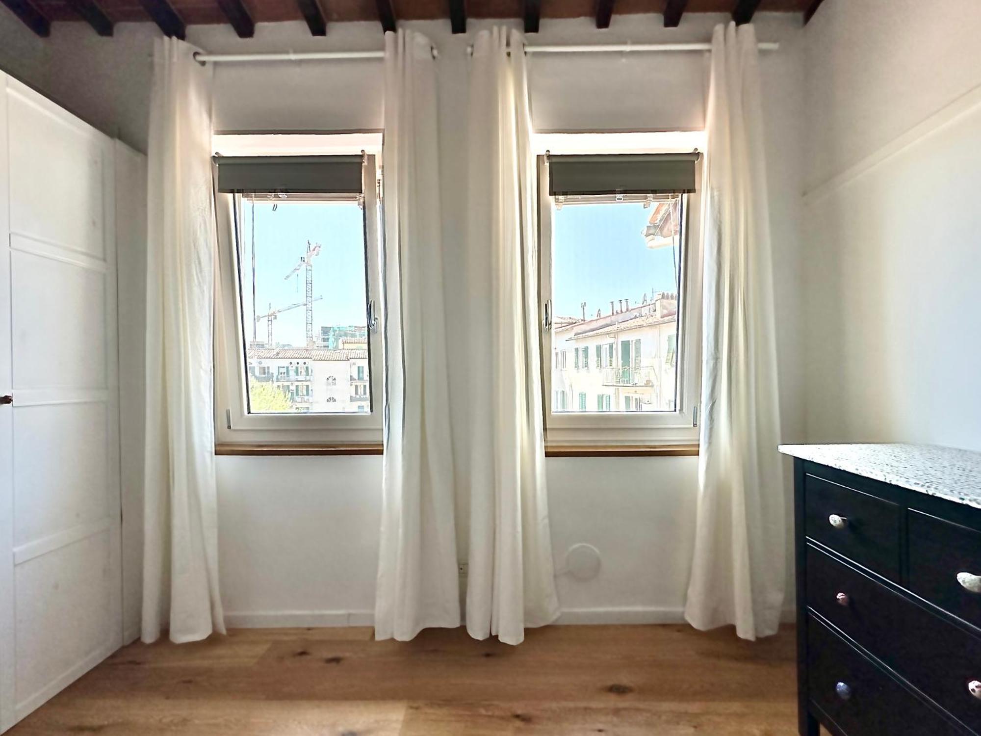 Warm Retreat In The Heart Of Cls Station Apartamento Florença