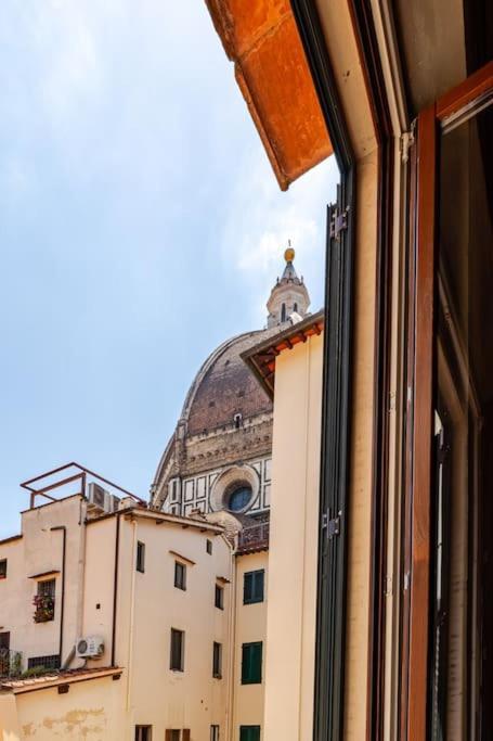 Next To The Cathedral Duomo Appartamento
