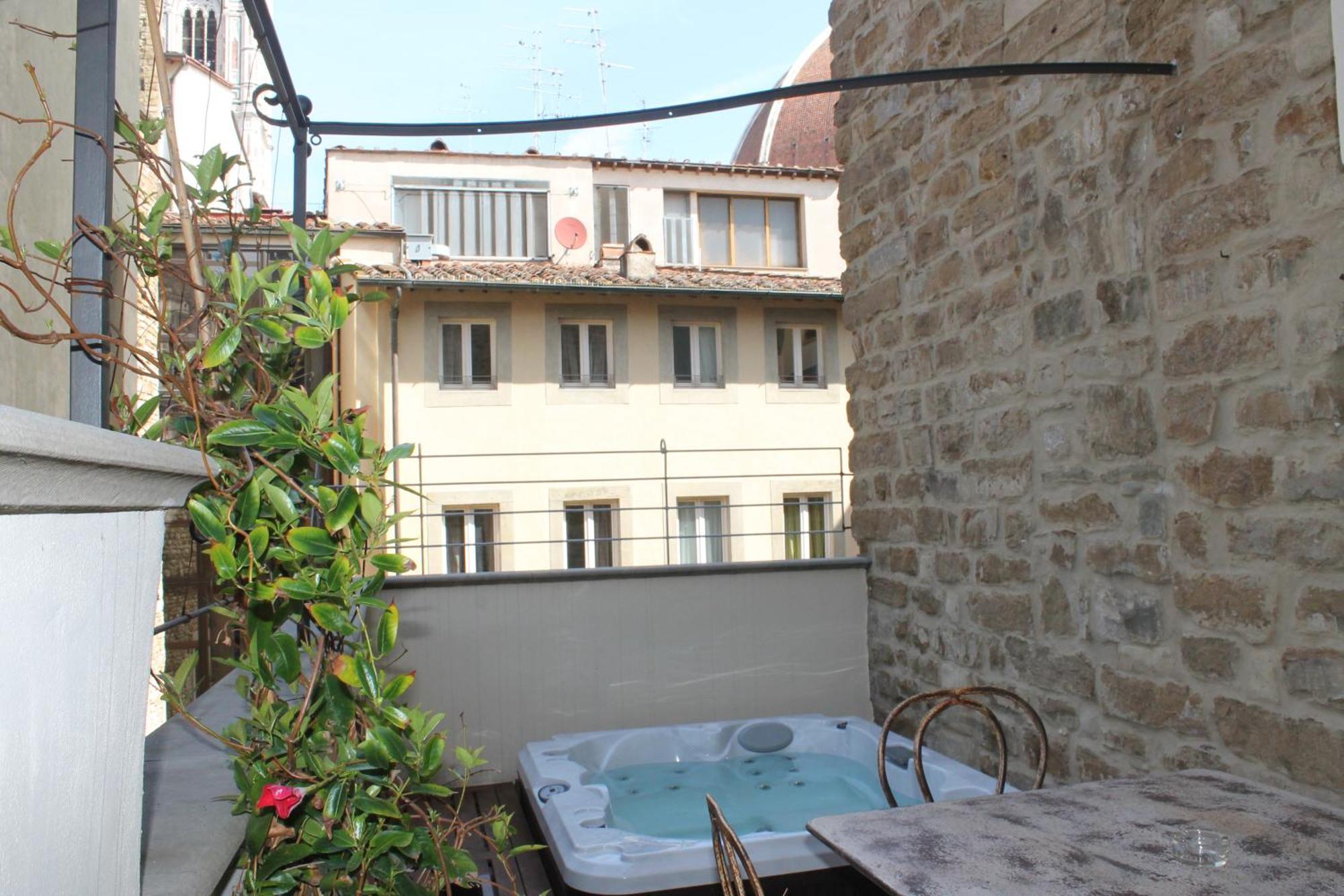 Donati Luxury Tower Hotel 5*