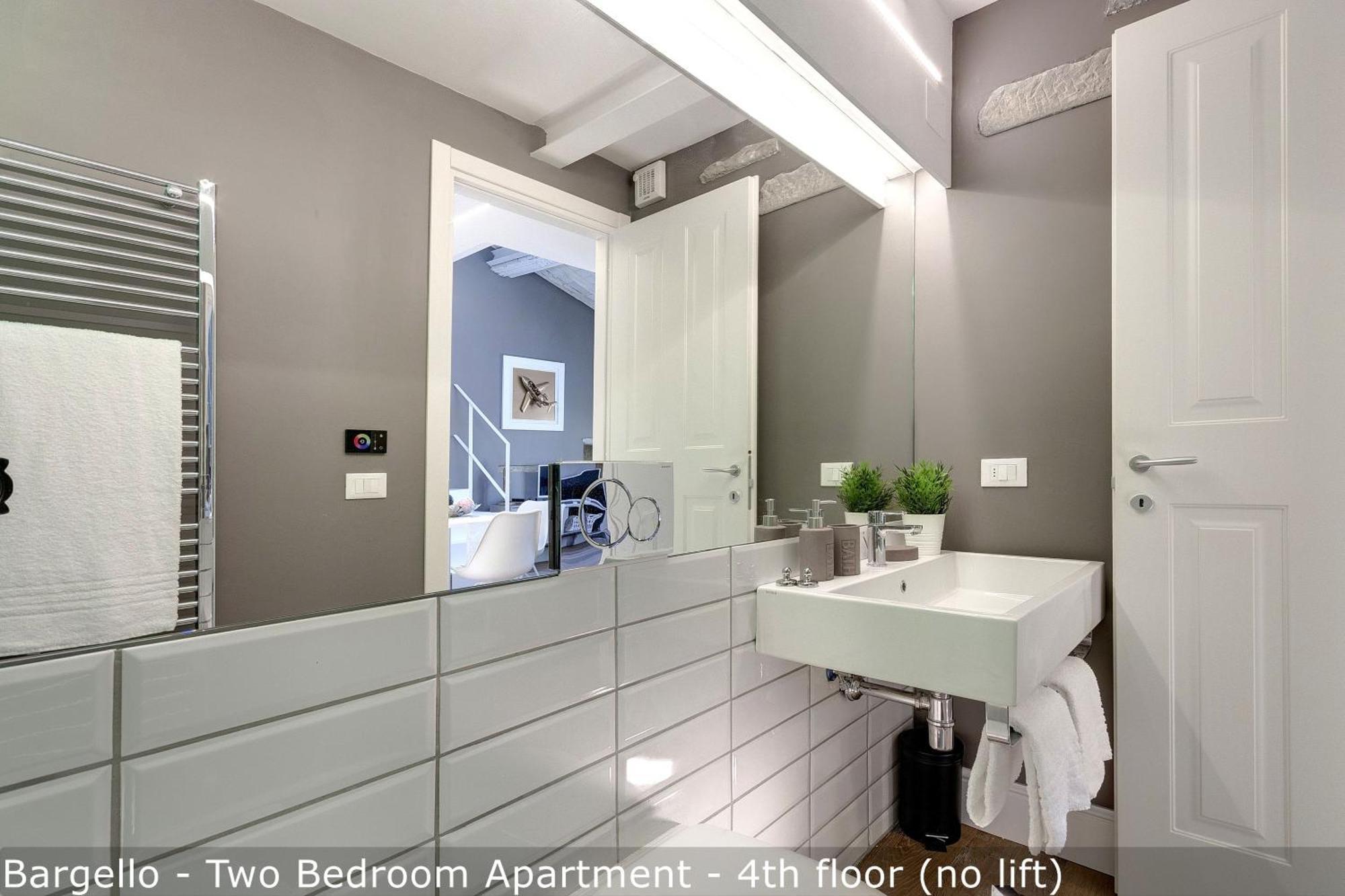 St Elizabeth Loft By Mamo Florenz