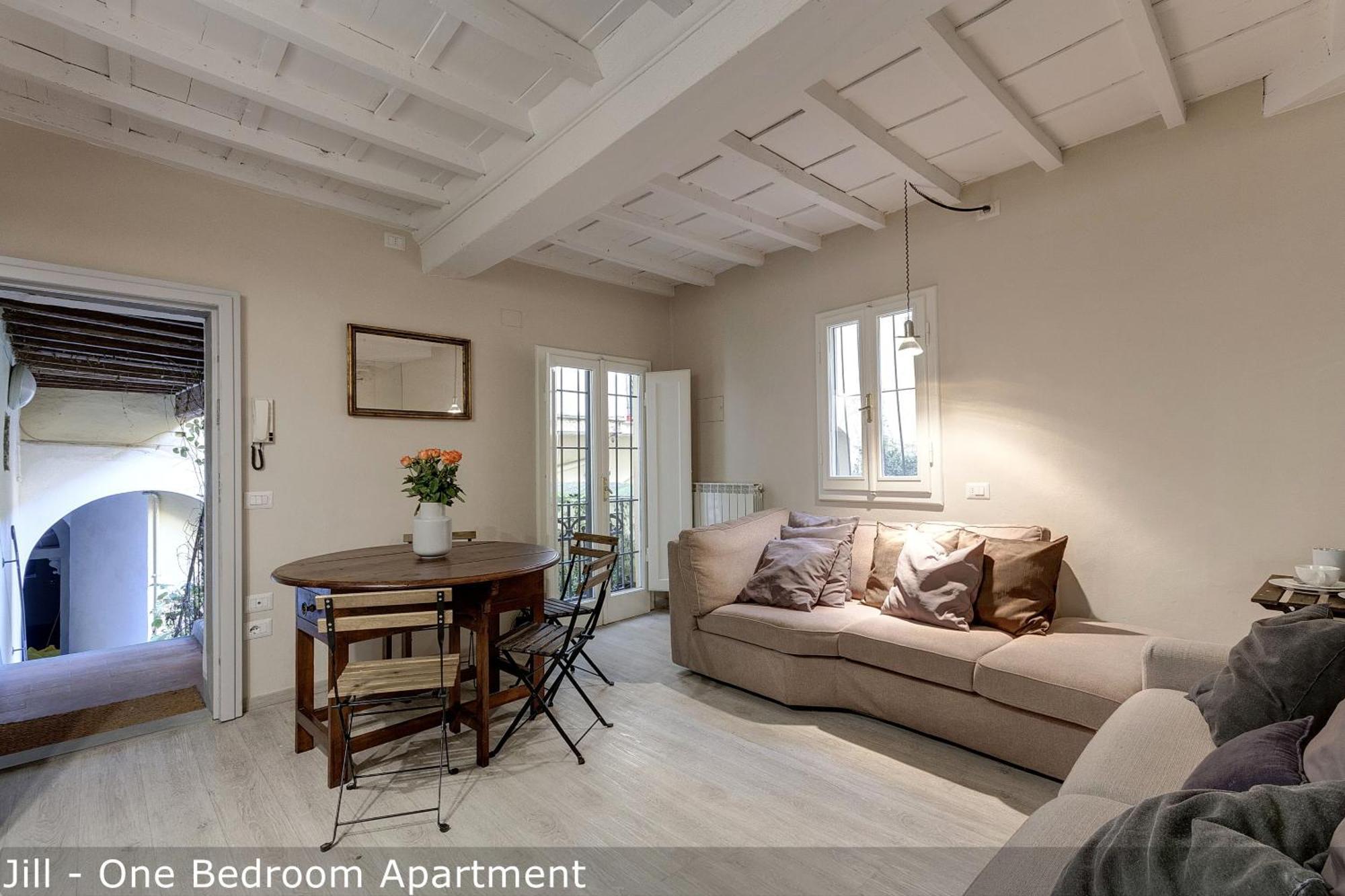 Charlie's By Mamo Appartement *