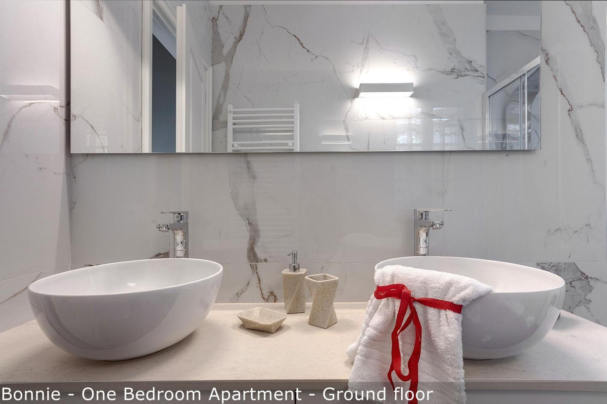 Apartment Bonnie - Clyde - Marvin By Mamo Florenz