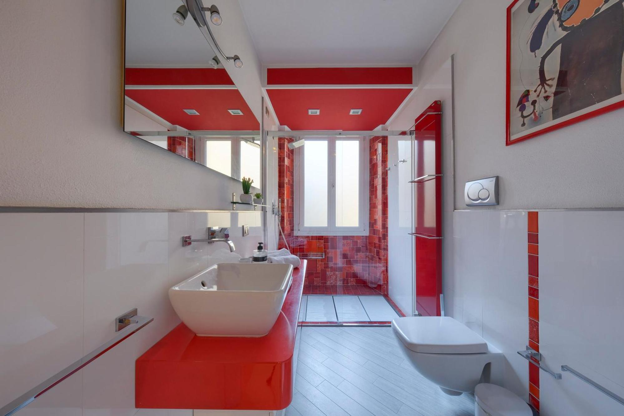 Appartement Con 2 Bagni, Ac E Wifi A Due Passi Dalla Stazione E Dal Centro Storico *