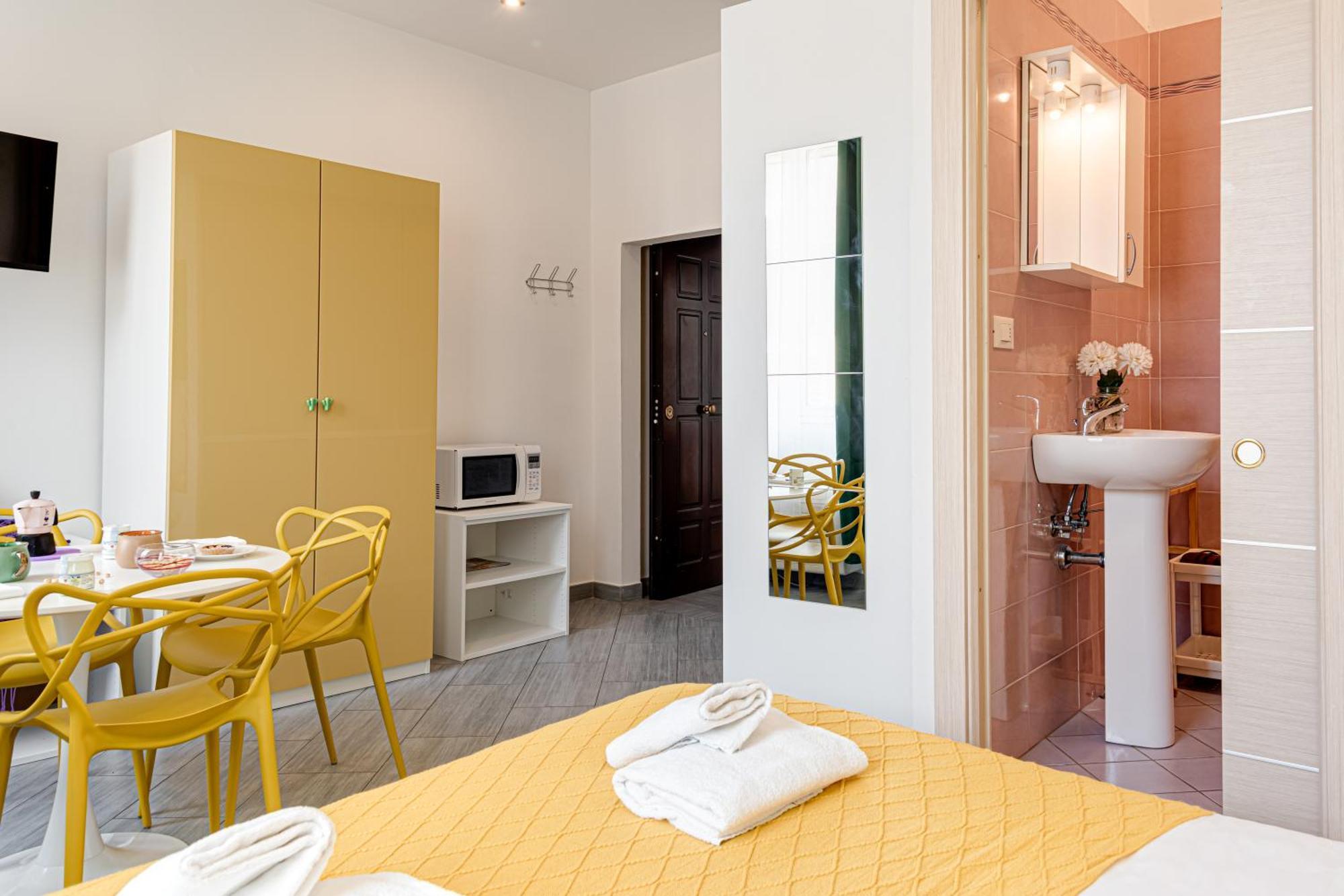 Lilla - Sweet Dreams In Apartment