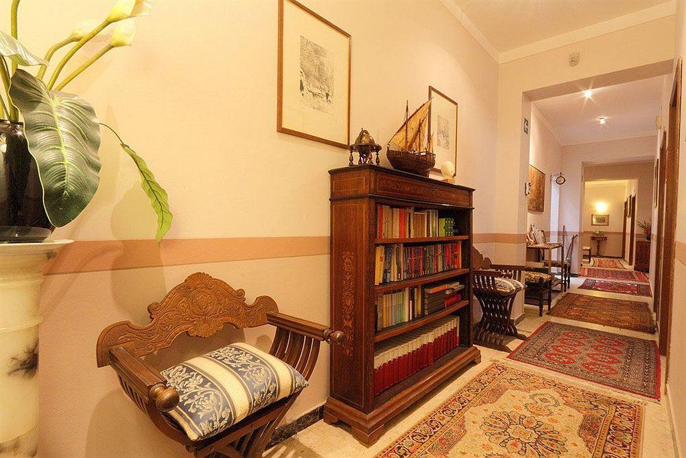 Acomodação com café da manhã  Badia Fiorentina 3*