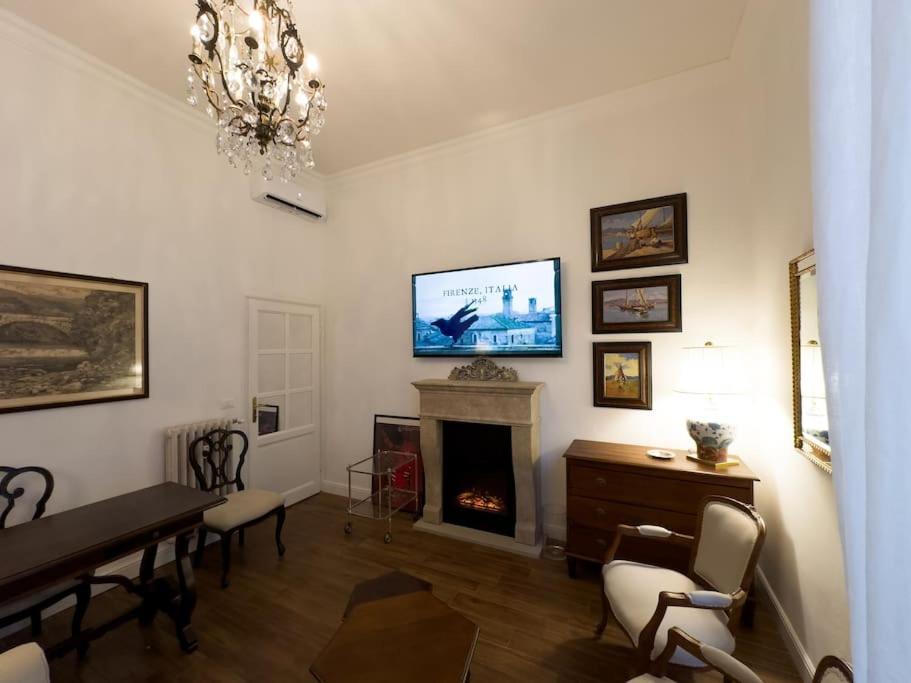 Santa Caterina Palace In Florence-3 Bedroom * Florence