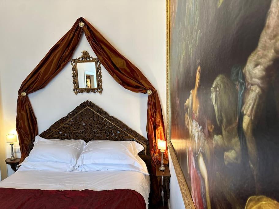 Santa Caterina Palace In Florence-3 Bedroom Florence