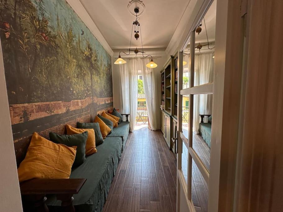 Santa Caterina Palace In Florence-3 Bedroom Appartement