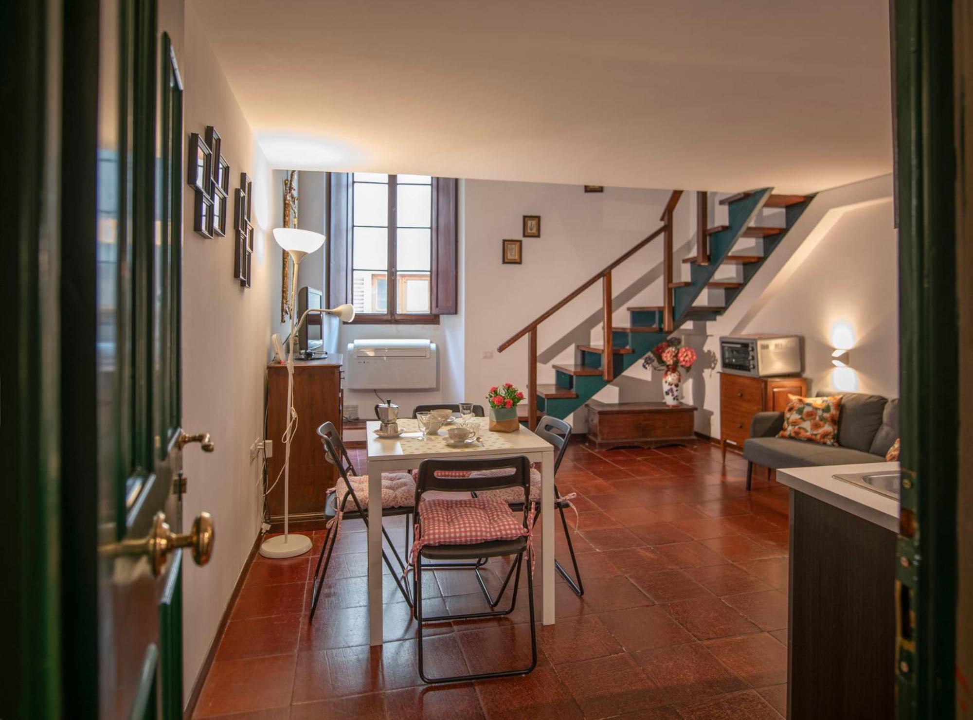 Mamo - Borgo San Jacopo Apartment Florence