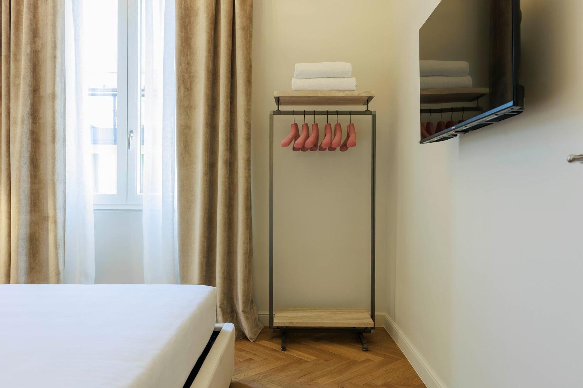 Lungarno Luxury Apartment