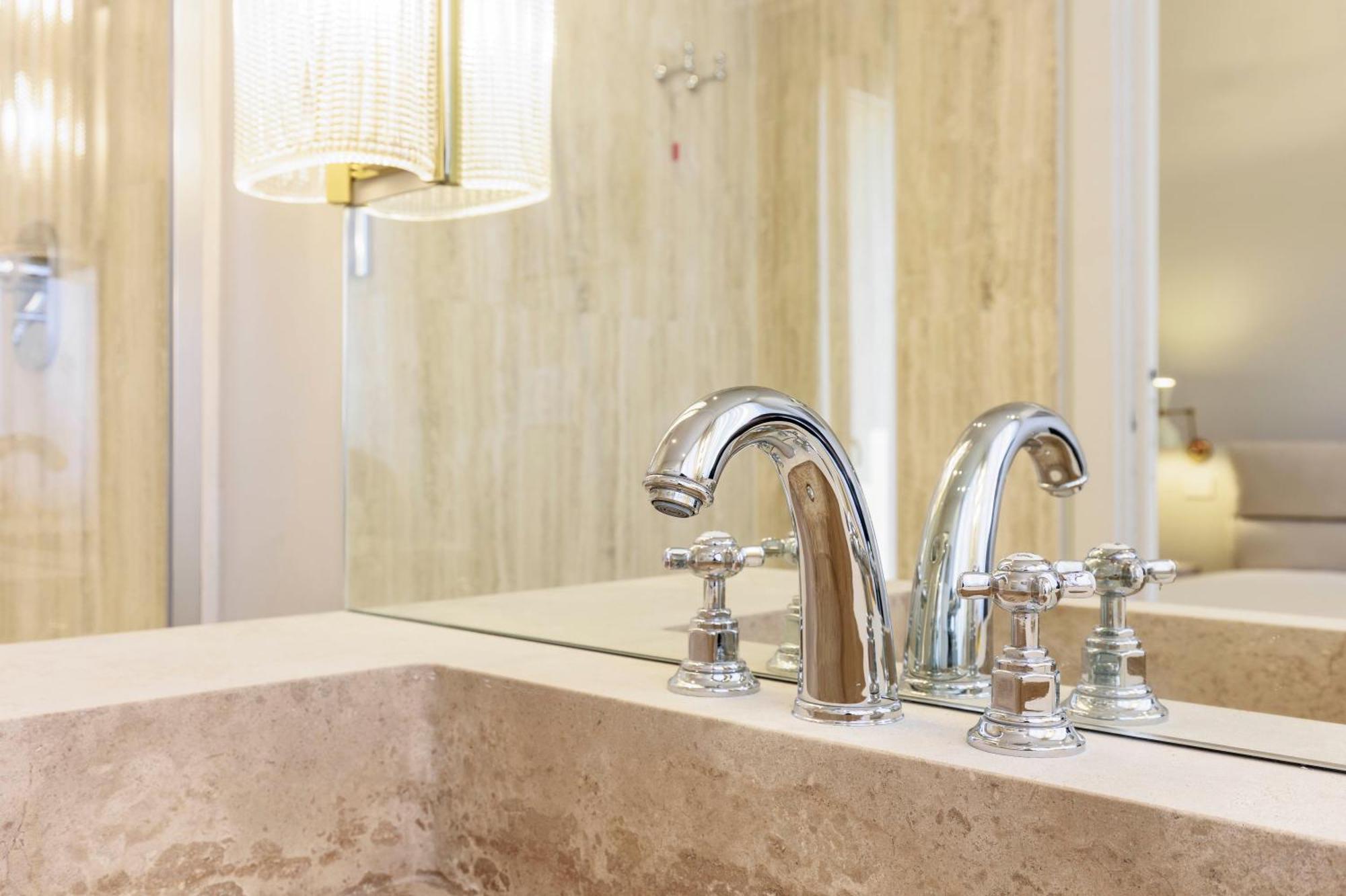 Lungarno Luxury Apartment