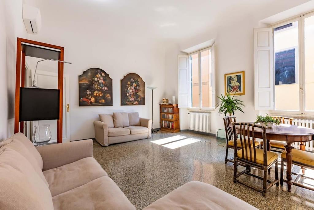 Academia Of Davide Spacious Florença