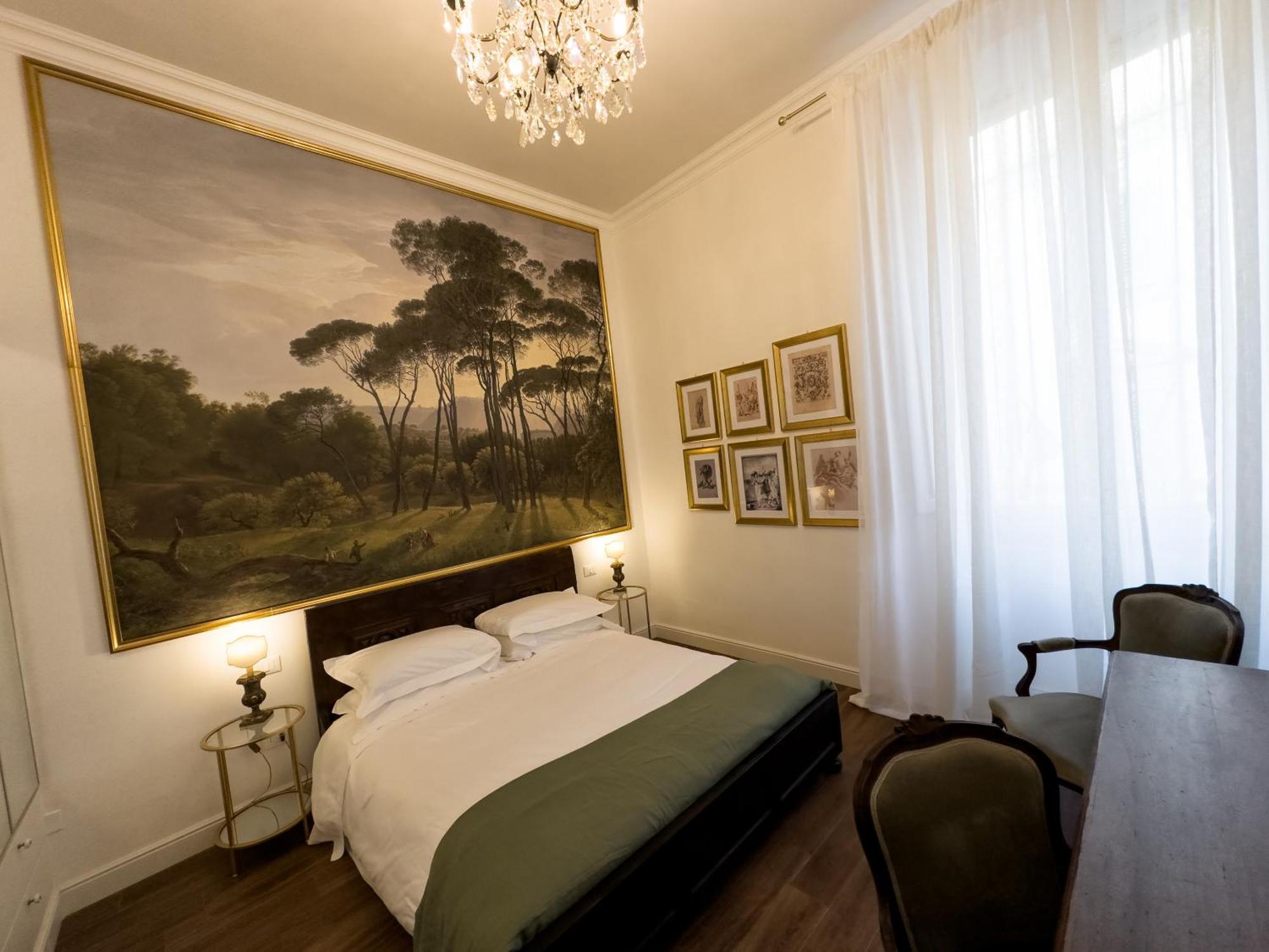 Santa Caterina Palace In Florence-3 Bedroom Appartement *