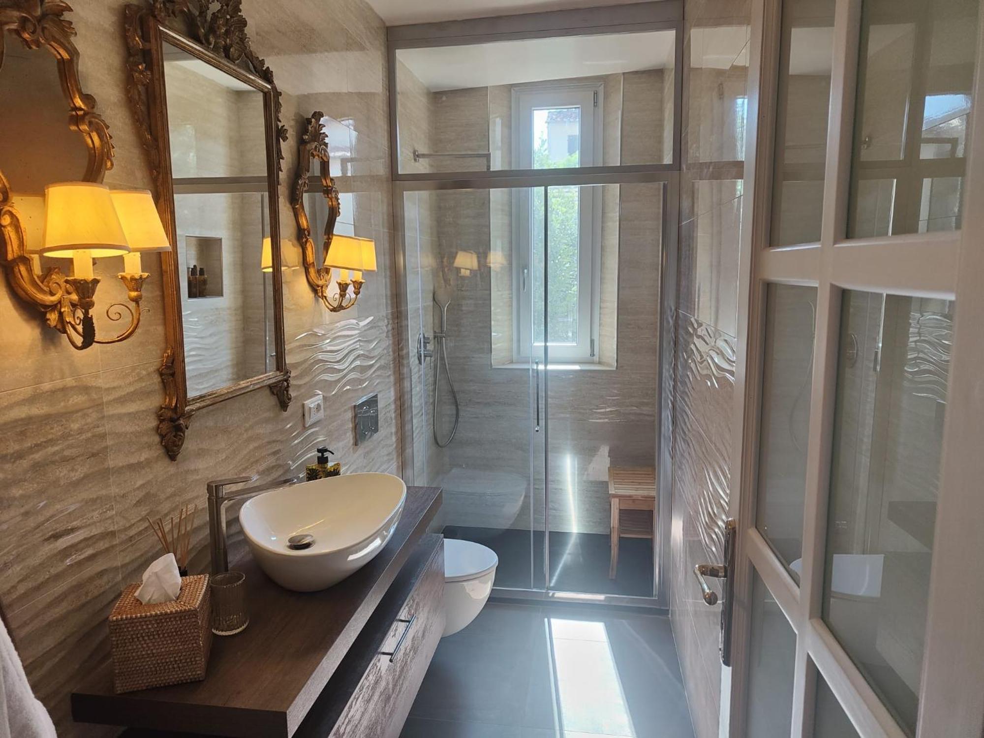 Santa Caterina Palace In Florence-3 Bedroom