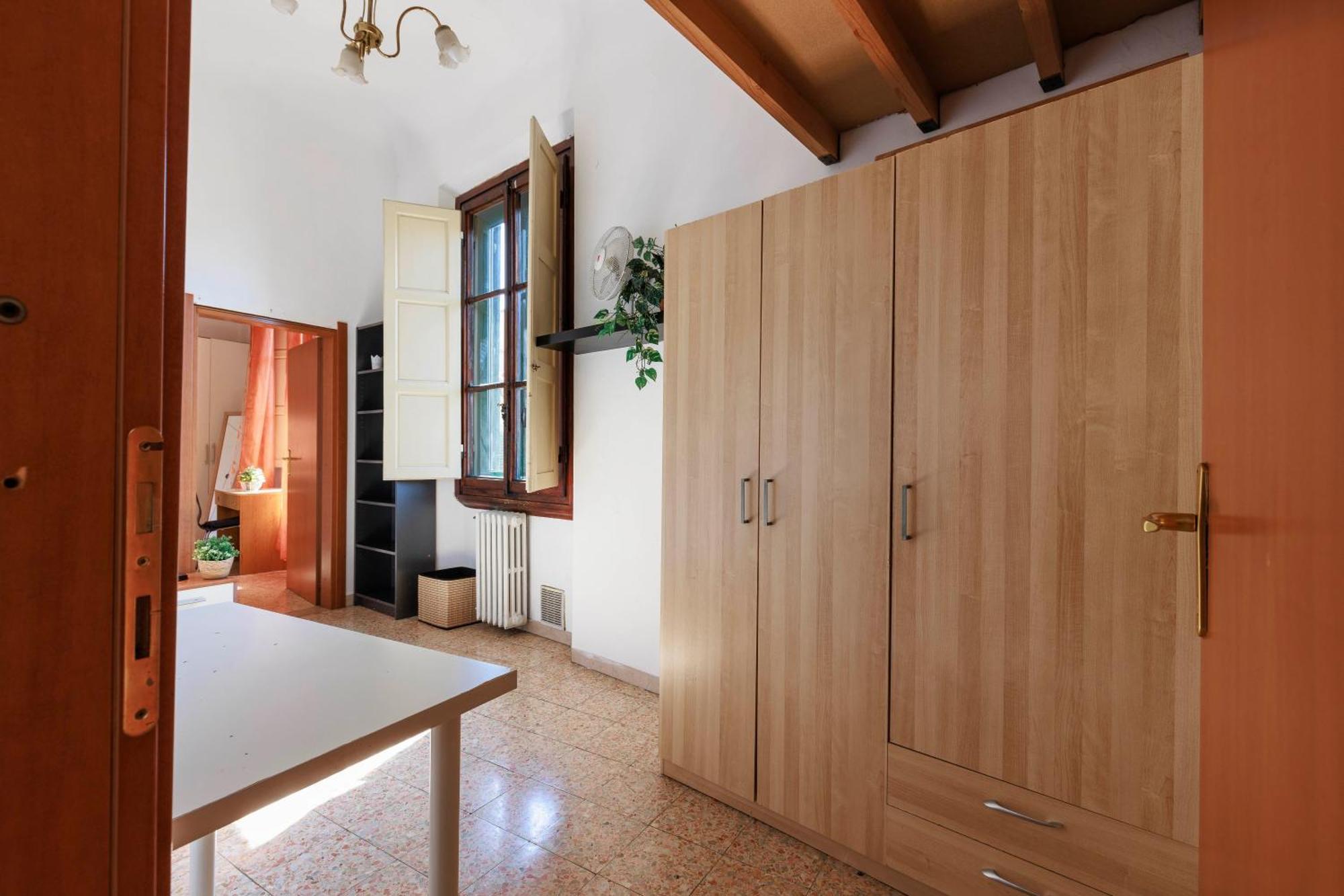 Faenza Huge Apartment *