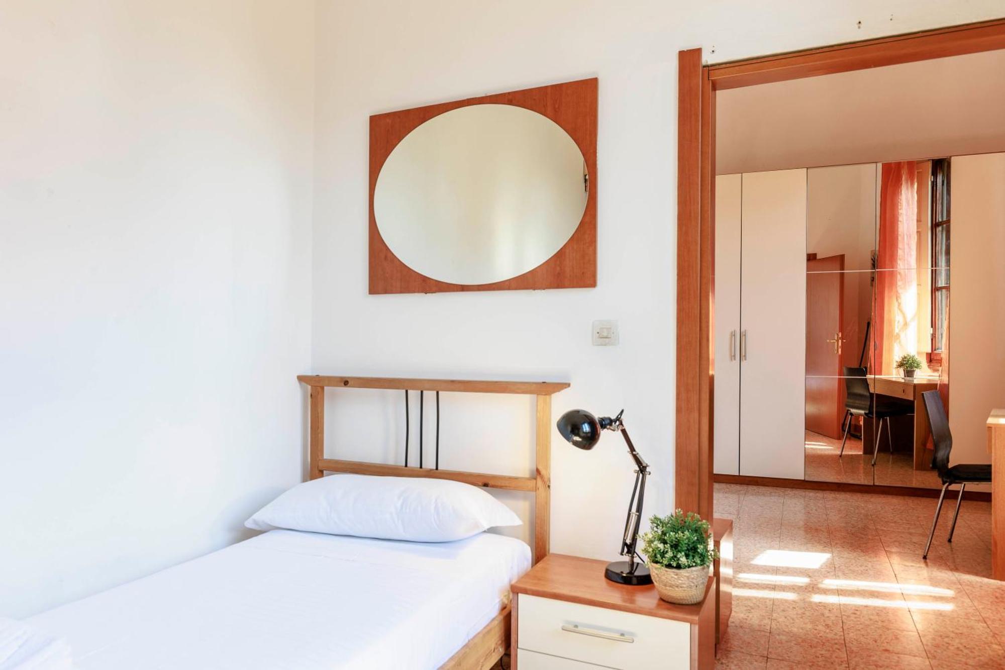 Apartment Faenza Huge