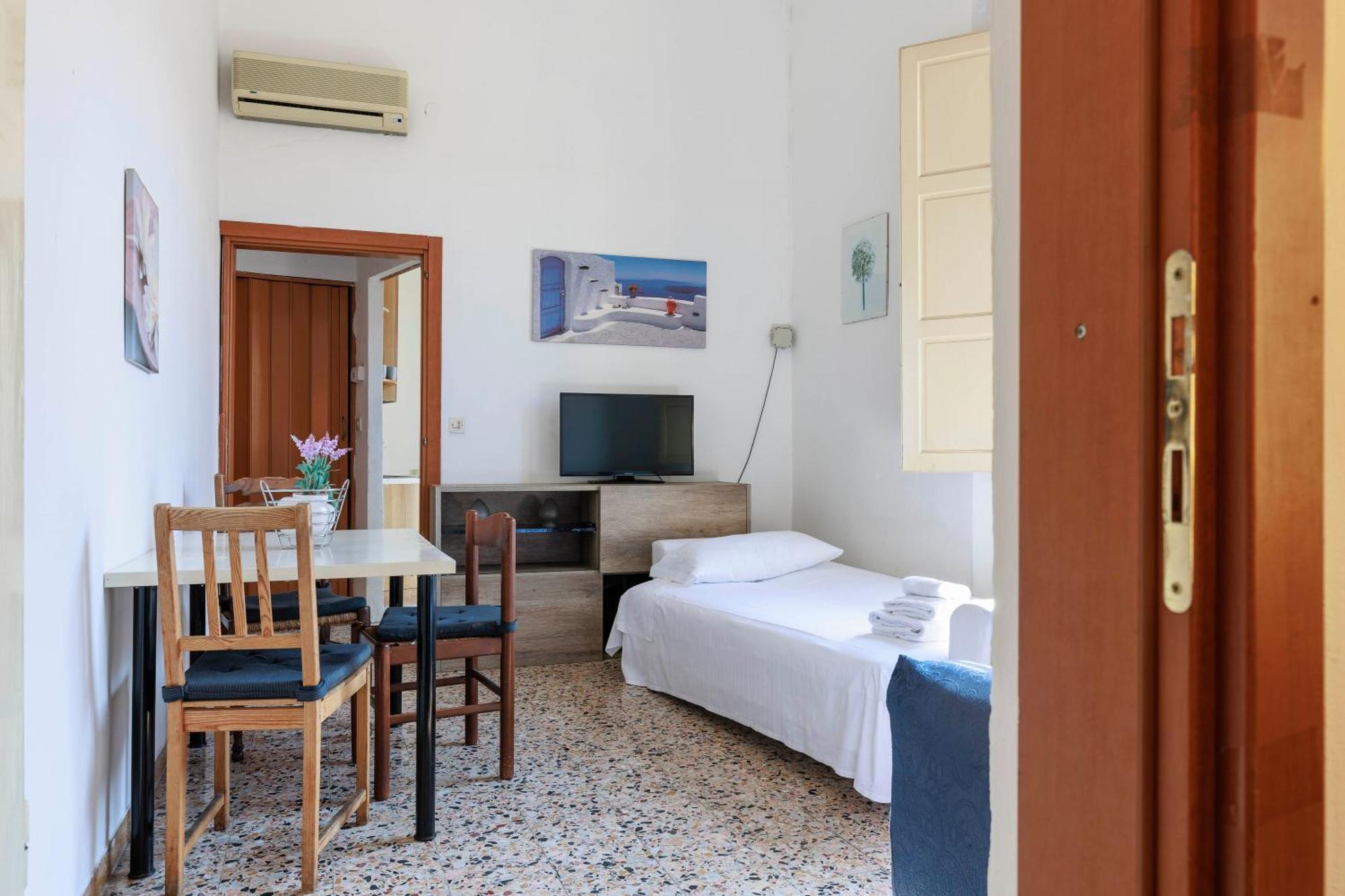 Apartment Faenza Huge