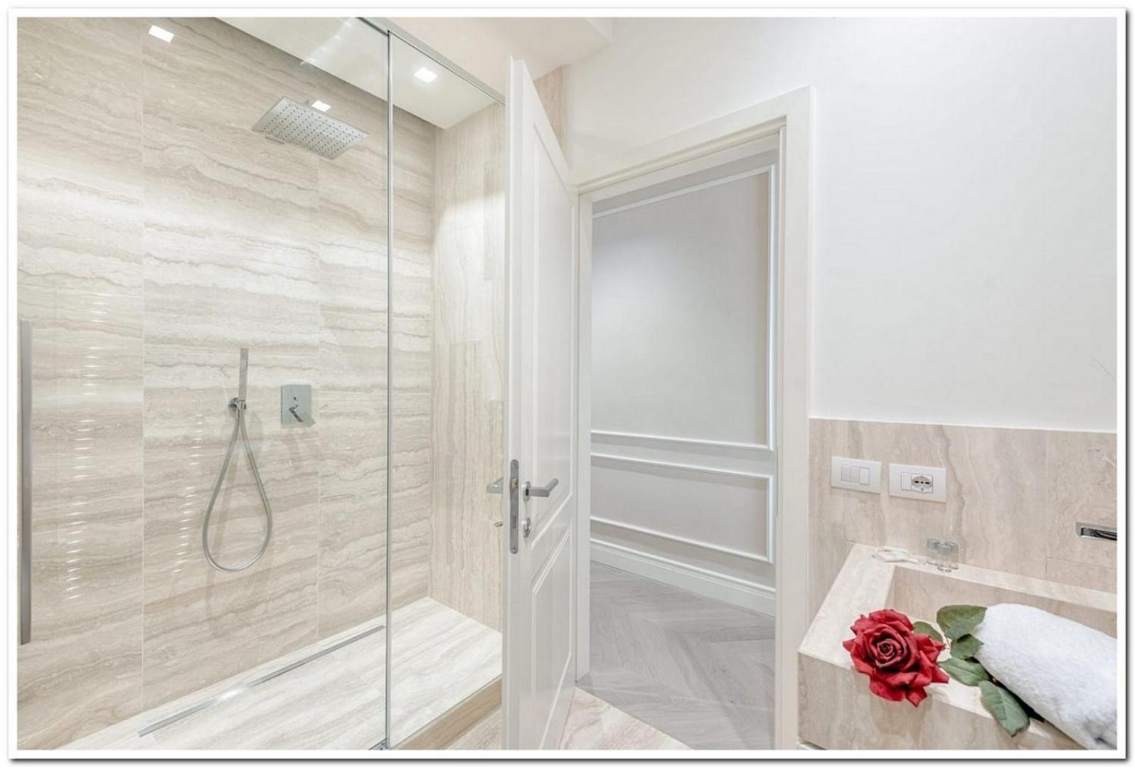 Appartement 3br Awesome In - What'app - 0039-3512-039-610 - For Reservations! *