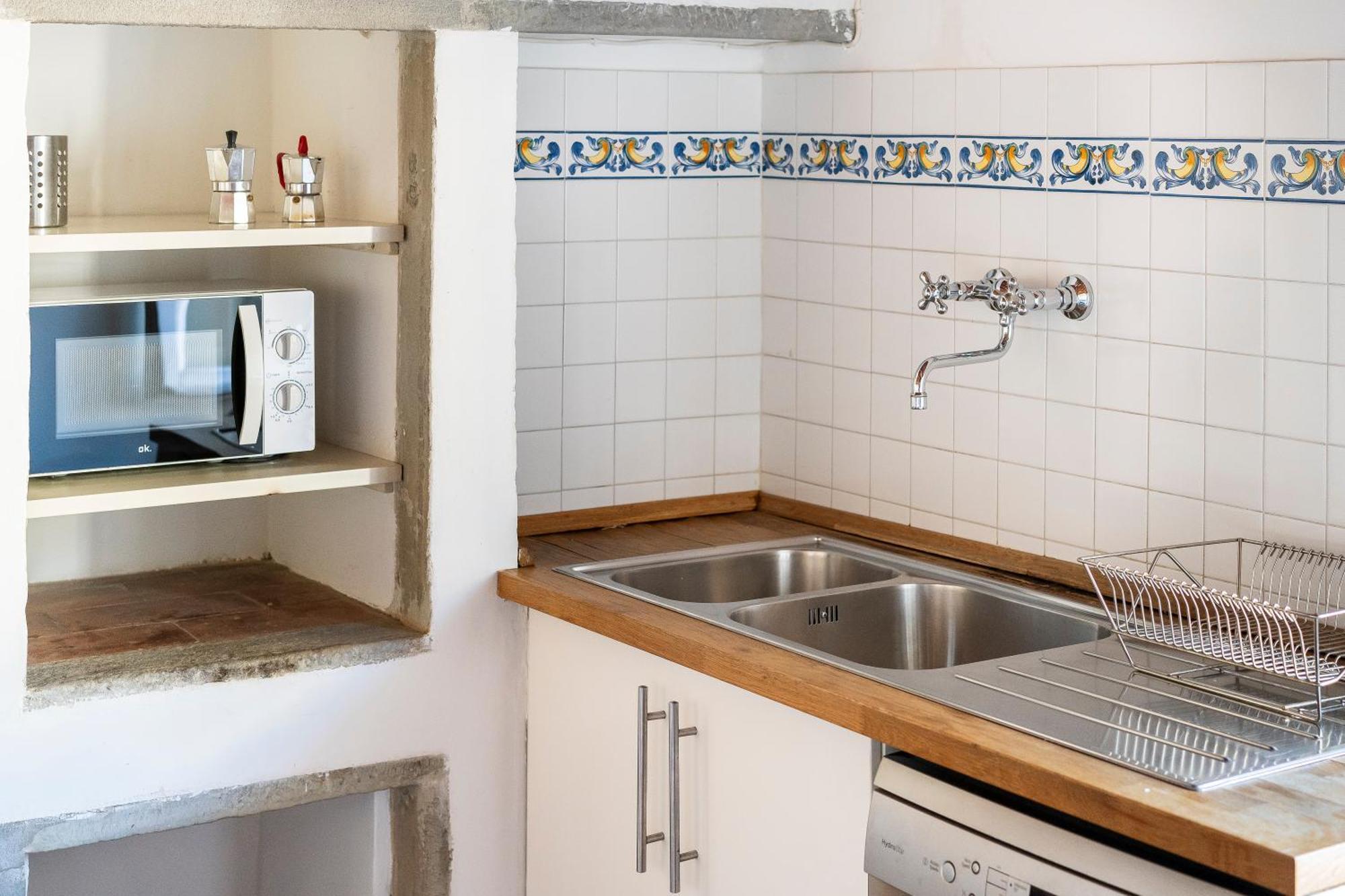 Porta Rossa Apartment *