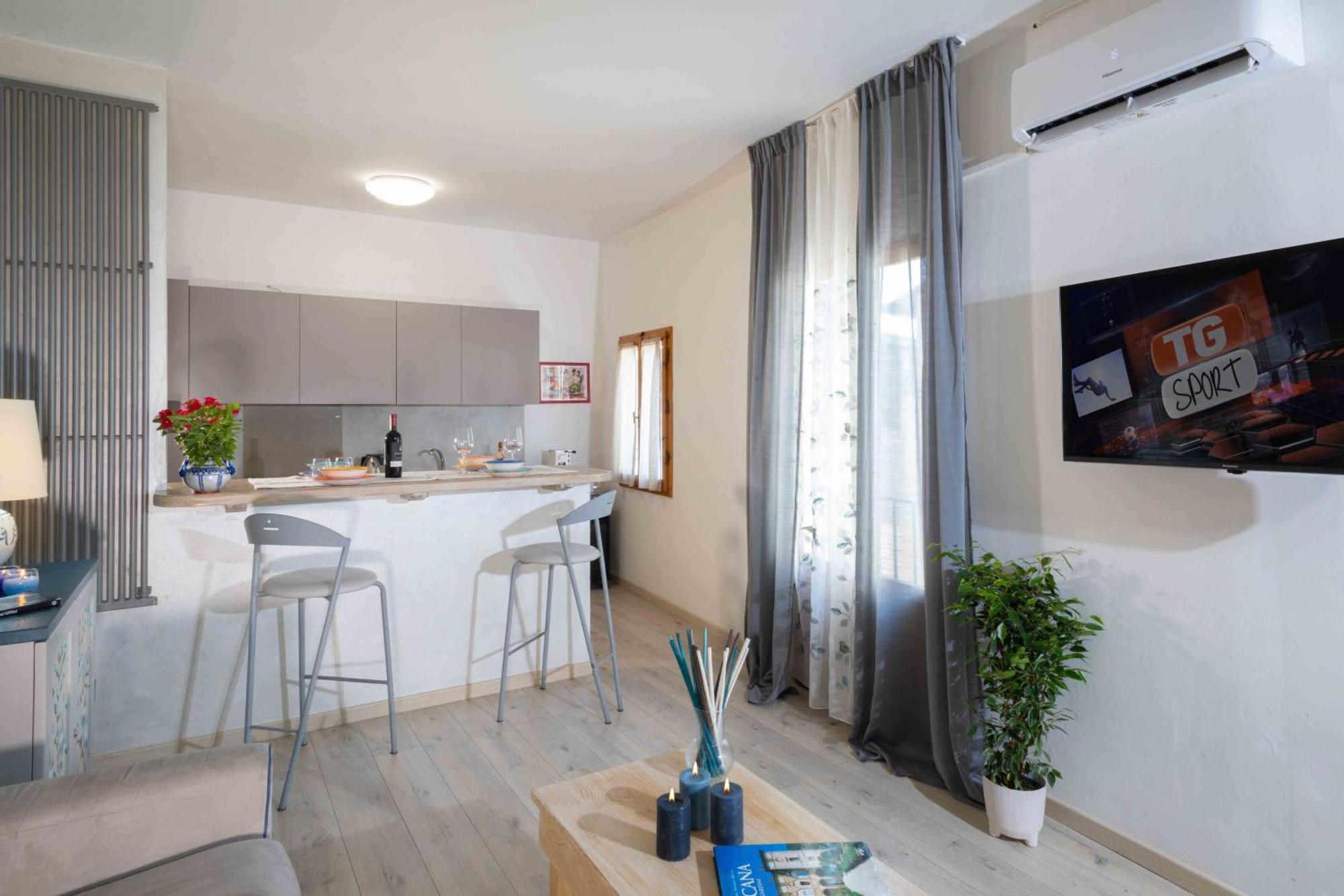 Lezioso, In Apartment