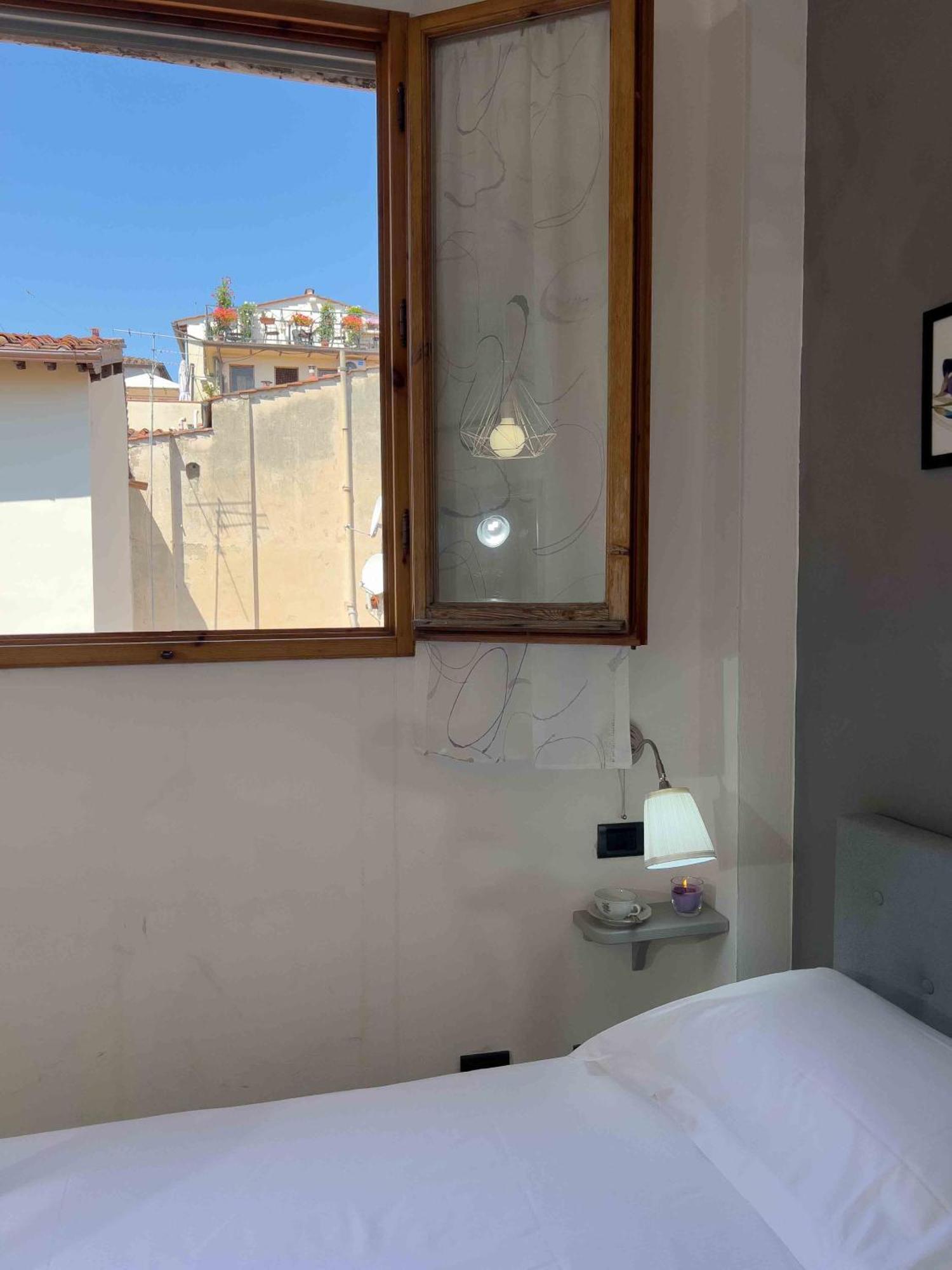 Lezioso, In Apartment *