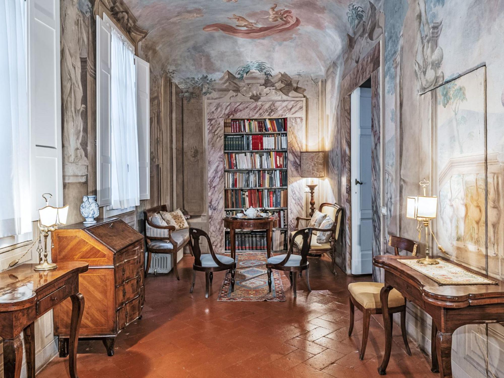 Dimora Del Palazzo Aldobrandini Del Papa By Interhome * Florence