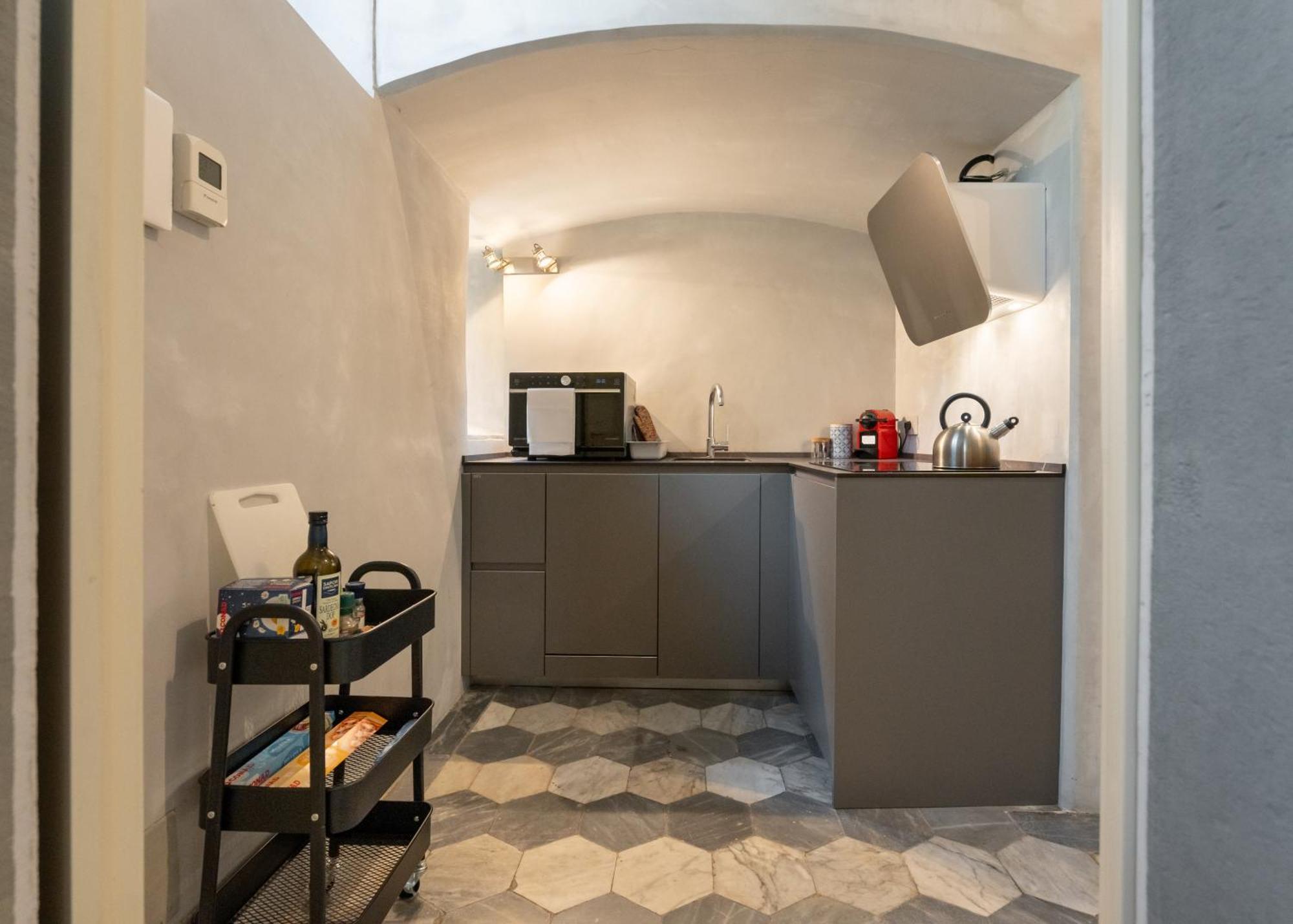 Keys Of Italy - Benci 20 Fresco - Frescoes One Bedroom Santa Croce Firenze