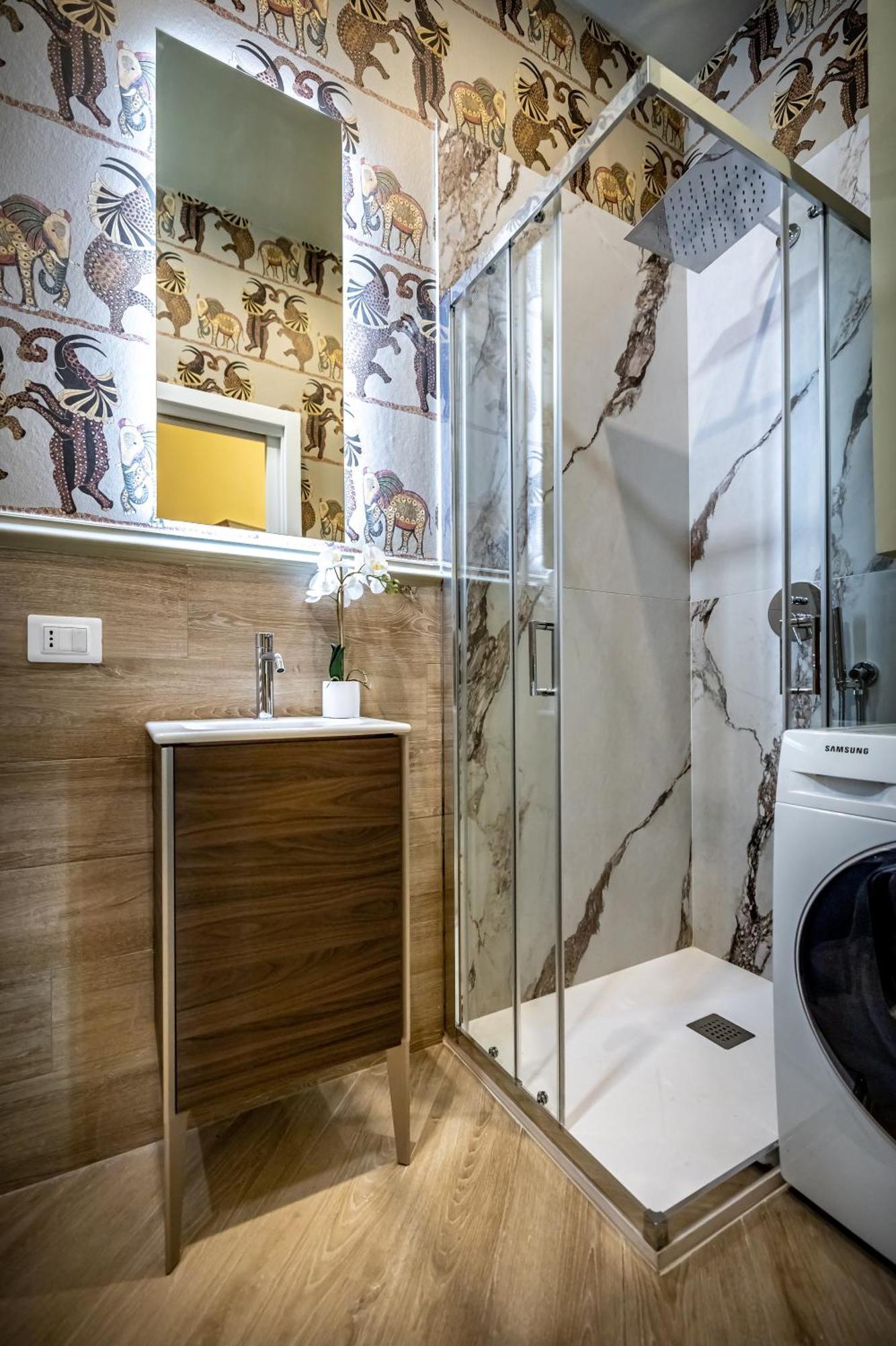 Yd Bright And Luxury Art *