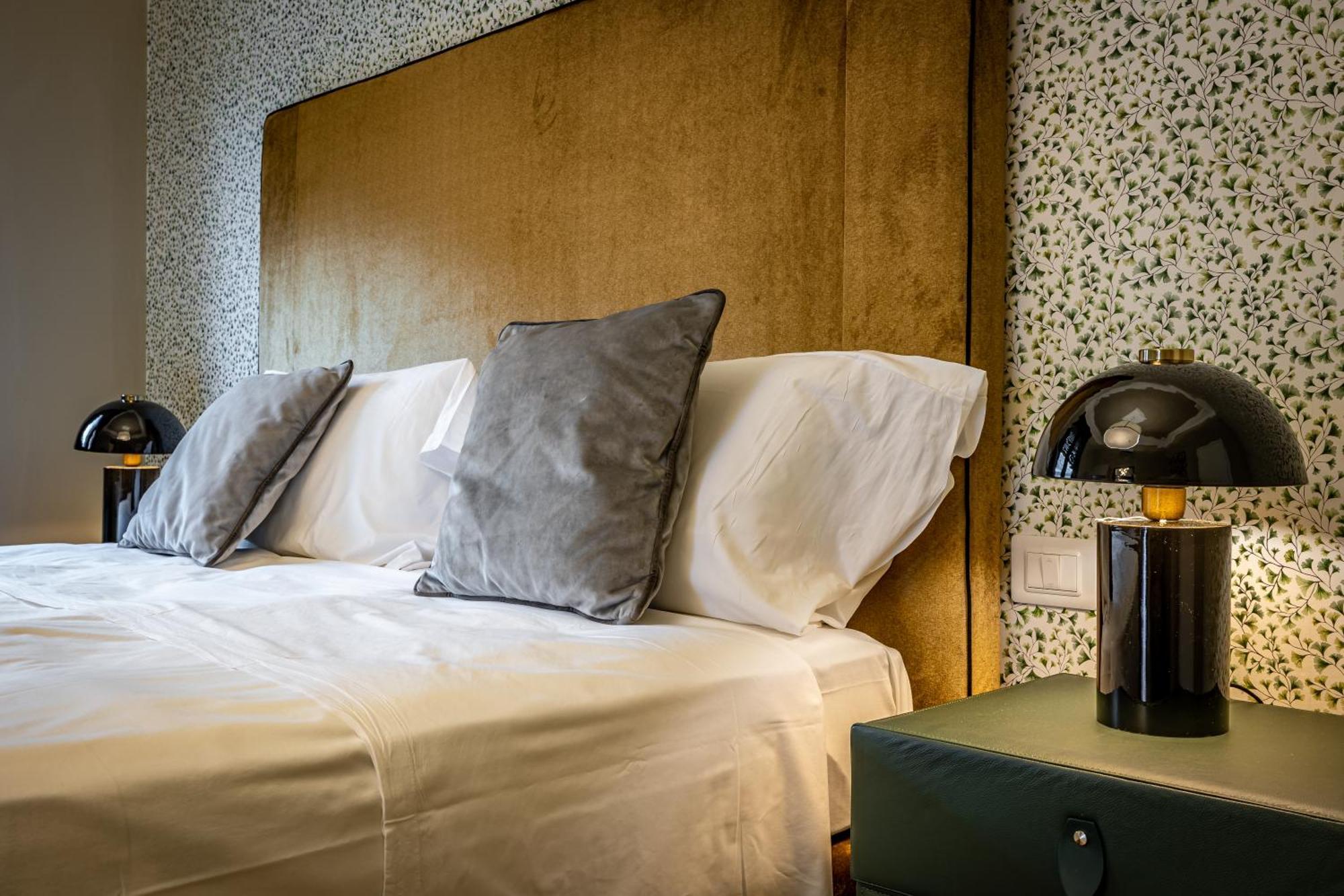 Yd Bright And Luxury Art Florence