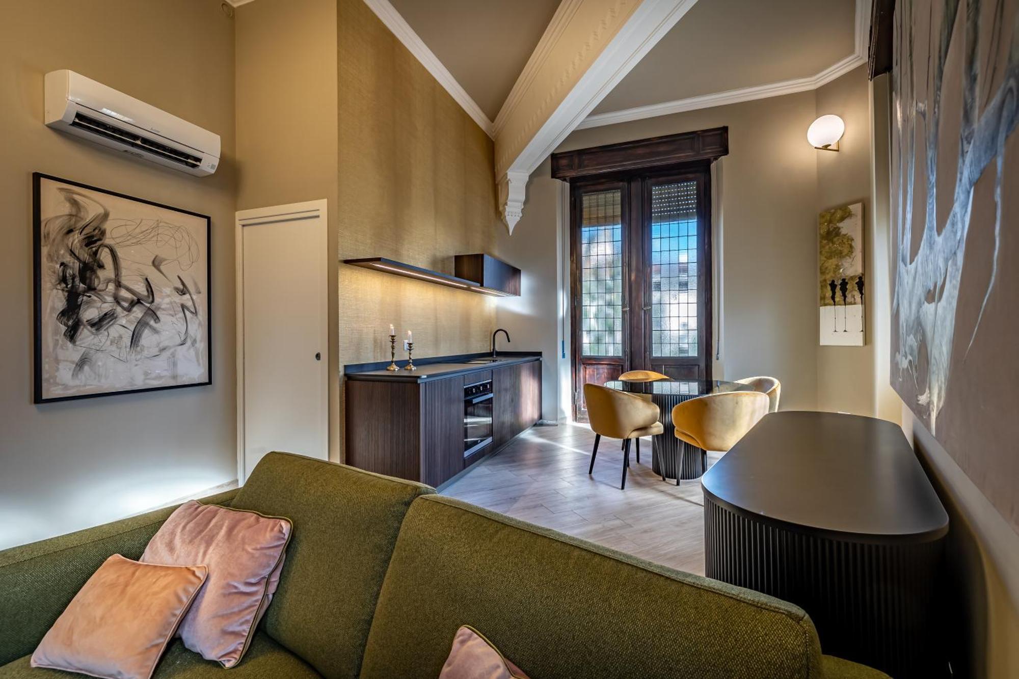 Yd Bright And Luxury Art Apartment