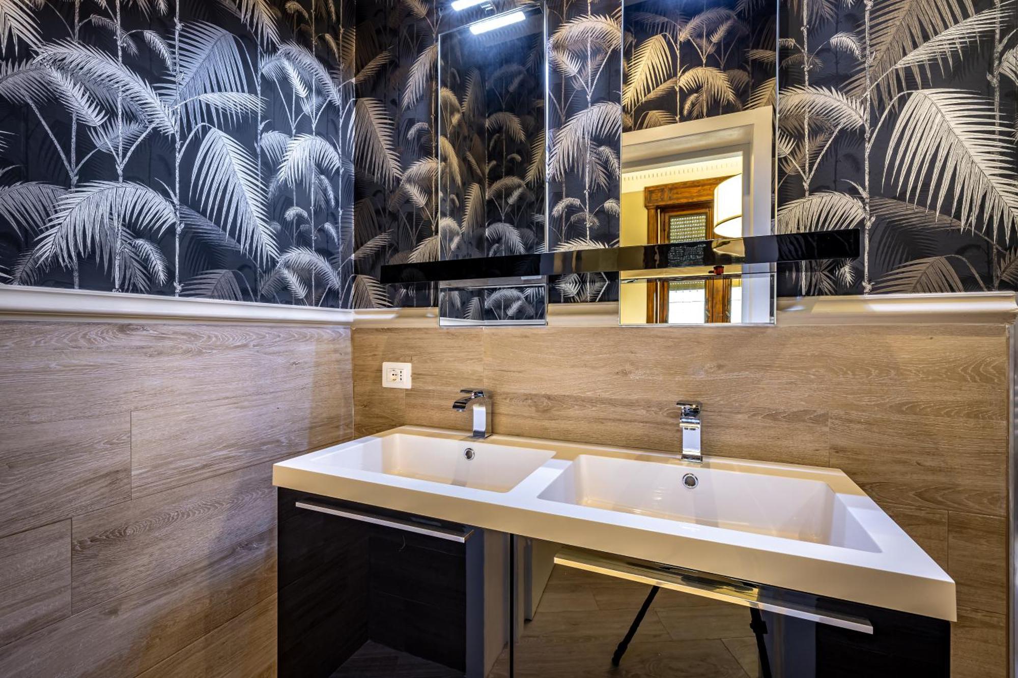 Yd Bright And Luxury Art *