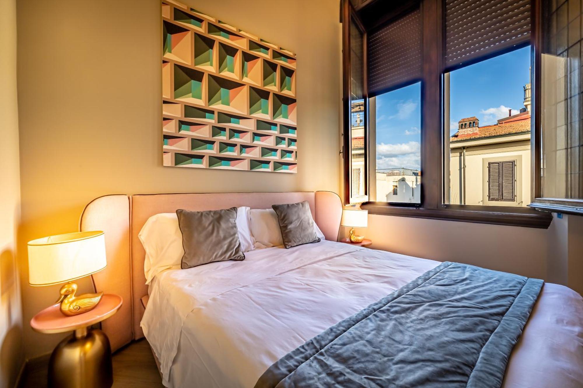 Yd Bright And Luxury Art * Florence