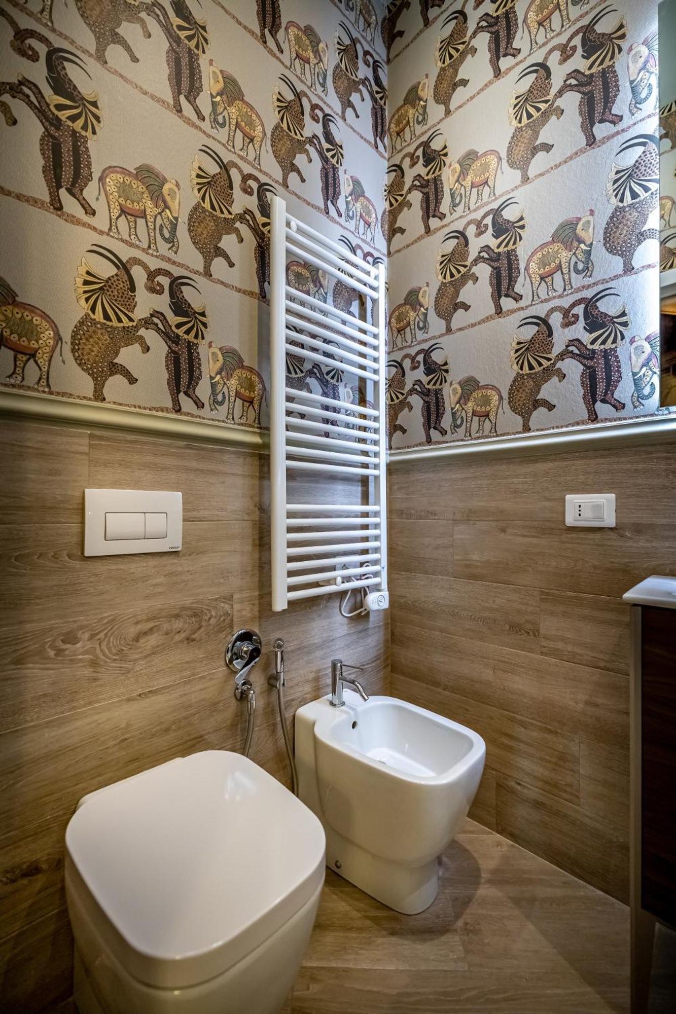 Yd Bright And Luxury Art