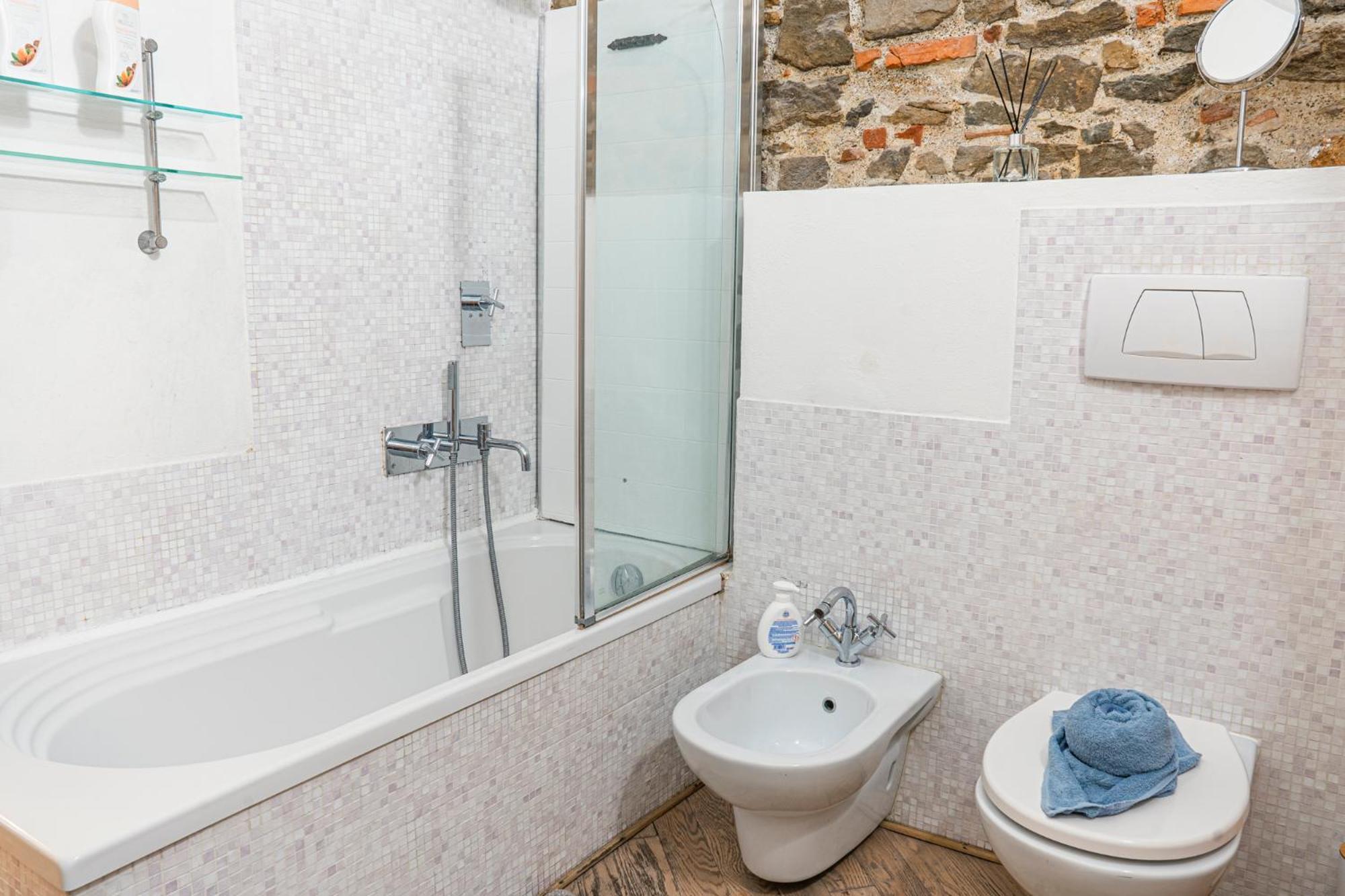 Deluxe Apt+private Parking Florence